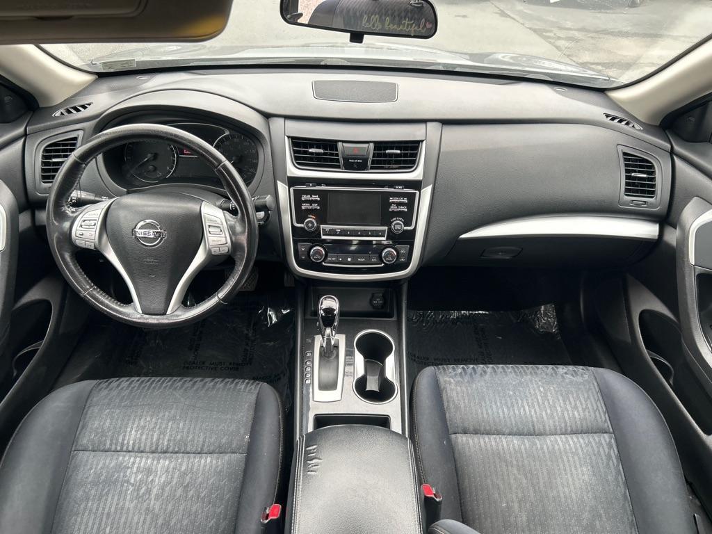 2018 GRAY NISSAN ALTIMA 2.5 (1N4AL3AP8JC) with an 2.5L engine, Continuously Variable transmission, located at 2514 Williamson Rd NE, Roanoke, VA, 24012, (540) 265-7770, 37.294636, -79.936249 - NO CREDIT CHECK FINANCING WITH ONLY $2400 DOWN PAYMENT!!!! Check out our website www.needausedvehicle.com for our No Credit Check/ In House Financing options!! No Credit Check Available!!! In House Financing Available!!! All Clean Title Vehicles (no Salvaged or flooded vehicles ever on our lot)! - Photo#5