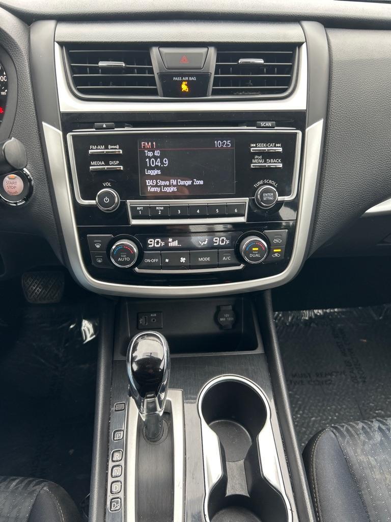 2018 GRAY NISSAN ALTIMA 2.5 (1N4AL3AP8JC) with an 2.5L engine, Continuously Variable transmission, located at 2514 Williamson Rd NE, Roanoke, VA, 24012, (540) 265-7770, 37.294636, -79.936249 - NO CREDIT CHECK FINANCING WITH ONLY $2400 DOWN PAYMENT!!!! Check out our website www.needausedvehicle.com for our No Credit Check/ In House Financing options!! No Credit Check Available!!! In House Financing Available!!! All Clean Title Vehicles (no Salvaged or flooded vehicles ever on our lot)! - Photo#7