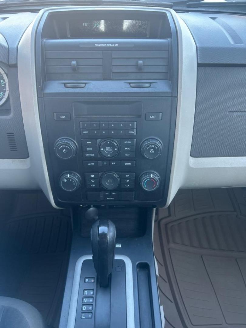 2012 WHITE FORD ESCAPE XLS (1FMCU0C74CK) with an 2.5L engine, Automatic transmission, located at 2514 Williamson Rd NE, Roanoke, VA, 24012, (540) 265-7770, 37.294636, -79.936249 - NO CREDIT CHECK FINANCING WITH ONLY $1700 DOWN PAYMENT!!!! Check out our website www.needausedvehicle.com for our No Credit Check/ In House Financing options!! No Credit Check Available!!! In House Financing Available!!! All Clean Title Vehicles (no Salvaged or flooded vehicles ever on our lot)! - Photo#7