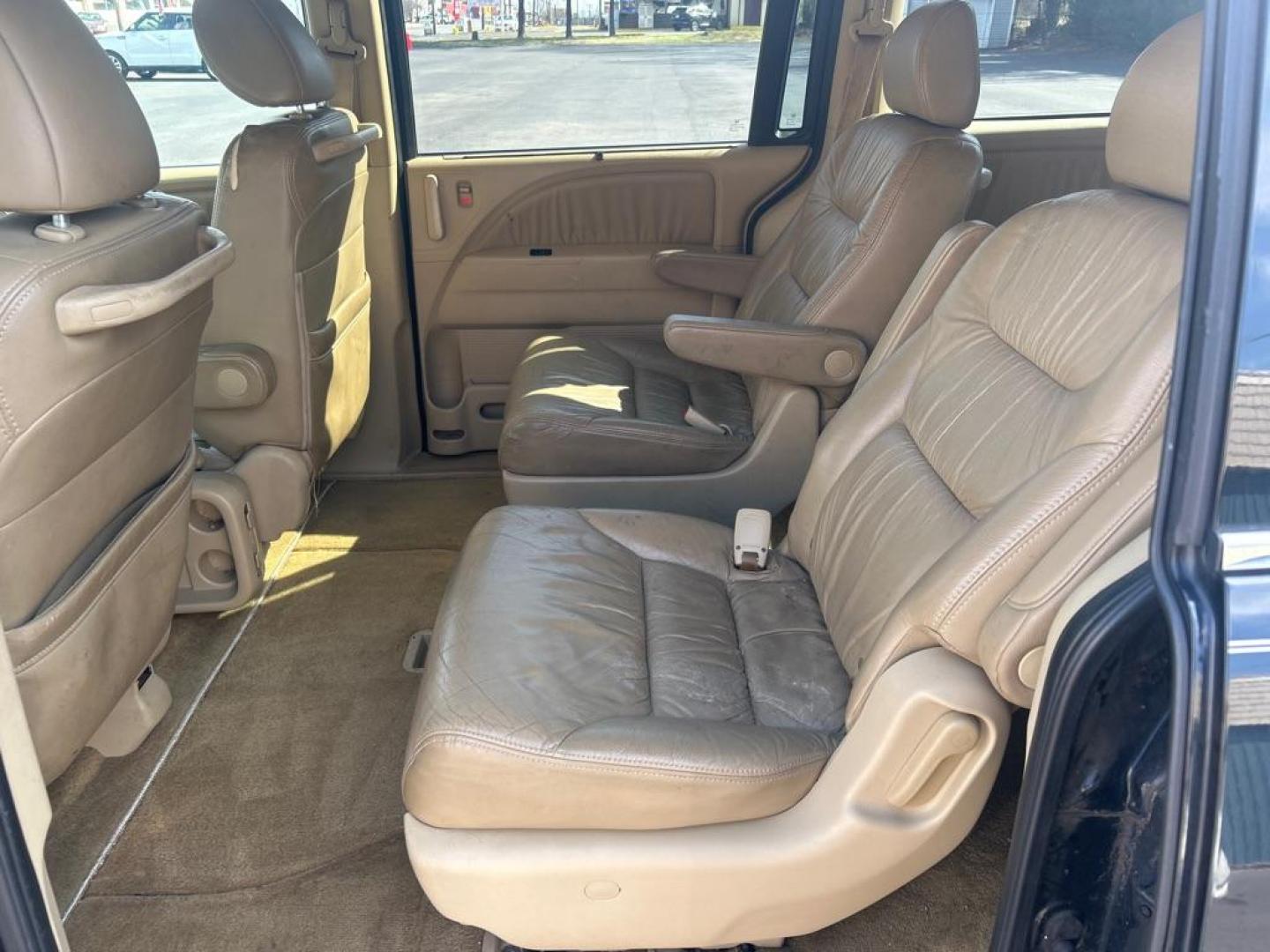 2009 BLACK HONDA ODYSSEY EXL (5FNRL38689B) with an 3.5L engine, Automatic transmission, located at 2514 Williamson Rd NE, Roanoke, VA, 24012, (540) 265-7770, 37.294636, -79.936249 - NO CREDIT CHECK FINANCING WITH ONLY $1800 DOWN PAYMENT!!!! Check out our website www.needausedvehicle.com for our No Credit Check/ In House Financing options!! No Credit Check Available!!! In House Financing Available!!! All Clean Title Vehicles (no Salvaged or flooded vehicles ever on our lot)! - Photo#6