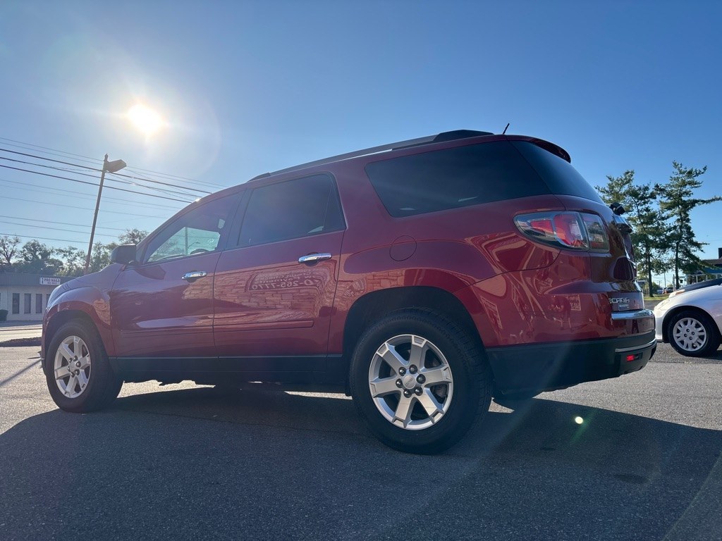 2014 RED GMC ACADIA SLE (1GKKVPKD8EJ) with an 3.6L engine, Automatic transmission, located at 2514 Williamson Rd NE, Roanoke, VA, 24012, (540) 265-7770, 37.294636, -79.936249 - NO CREDIT CHECK FINANCING WITH ONLY $2000 DOWN PAYMENT!!!! Check out our website www.needausedvehicle.com for our No Credit Check/ In House Financing options!! No Credit Check Available!!! In House Financing Available!!! All Clean Title Vehicles (no Salvaged or flooded vehicles ever on our lot)!- Photo#1