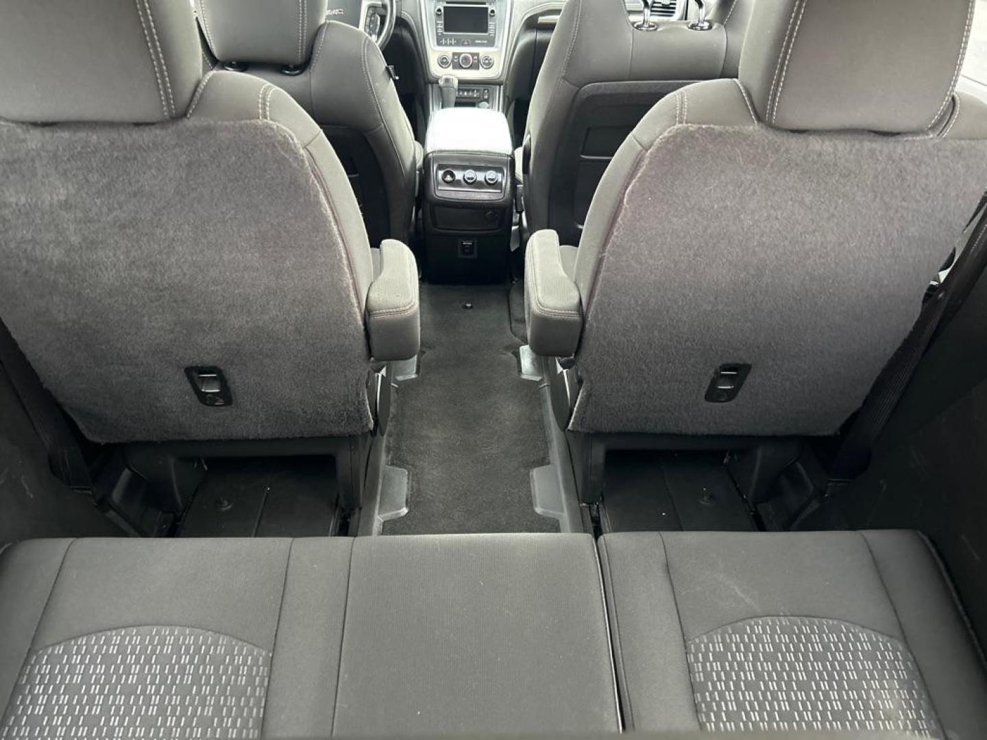 2014 RED GMC ACADIA SLE (1GKKVPKD8EJ) with an 3.6L engine, Automatic transmission, located at 2514 Williamson Rd NE, Roanoke, VA, 24012, (540) 265-7770, 37.294636, -79.936249 - NO CREDIT CHECK FINANCING WITH ONLY $2700 DOWN PAYMENT!!!! Check out our website www.needausedvehicle.com for our No Credit Check/ In House Financing options!! No Credit Check Available!!! In House Financing Available!!! All Clean Title Vehicles (no Salvaged or flooded vehicles ever on our lot)! - Photo#5