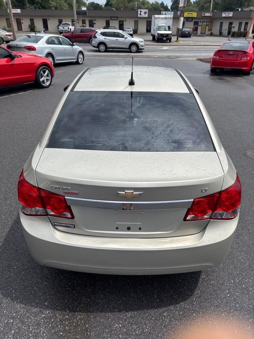 2014 SILVER CHEVROLET CRUZE LT (1G1PC5SBXE7) with an 1.4L engine, Automatic transmission, located at 2514 Williamson Rd NE, Roanoke, VA, 24012, (540) 265-7770, 37.294636, -79.936249- Photo#3