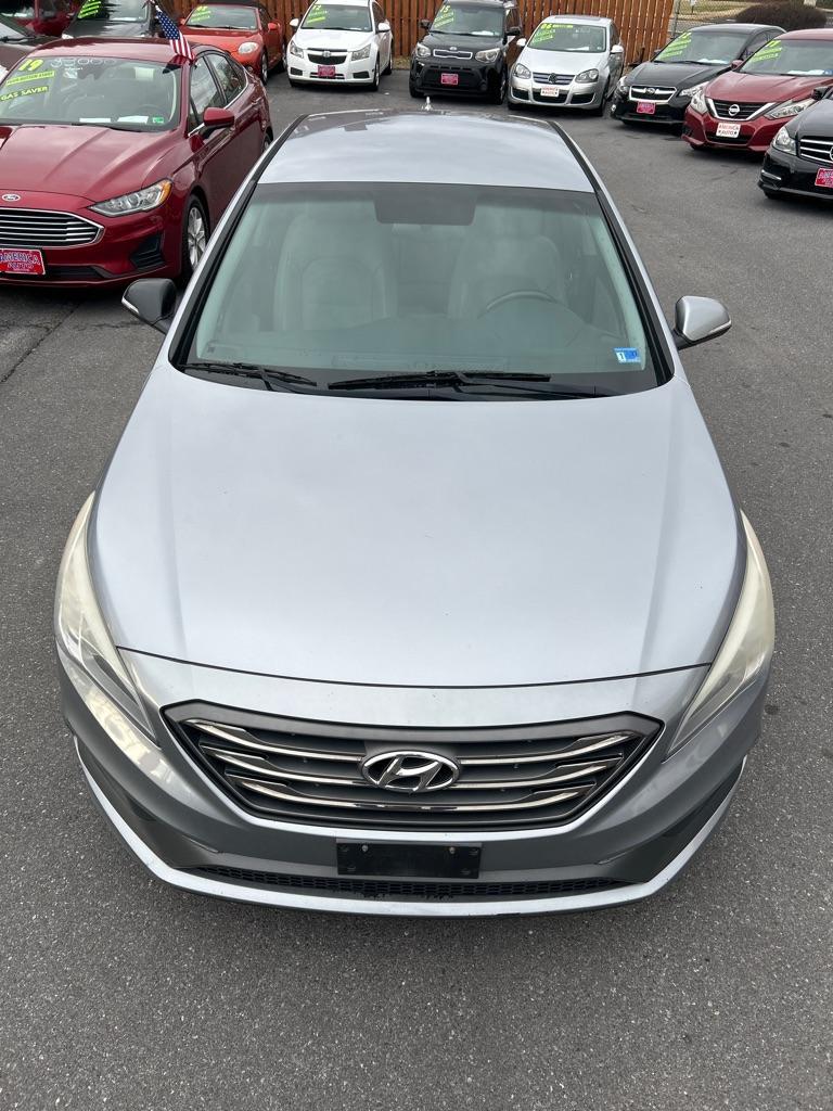 2015 GRAY HYUNDAI SONATA SPORT (5NPE34AF0FH) with an 2.4L engine, Automatic transmission, located at 2514 Williamson Rd NE, Roanoke, VA, 24012, (540) 265-7770, 37.294636, -79.936249 - ******** BRAND NEW ENGINE !!! ********** NO CREDIT CHECK FINANCING WITH ONLY $2800 DOWN PAYMENT!!!! Check out our website www.needausedvehicle.com for our No Credit Check/ In House Financing options!! No Credit Check Available!!! In House Financing Available!!! All Clean Title Vehicles (no S - Photo#1