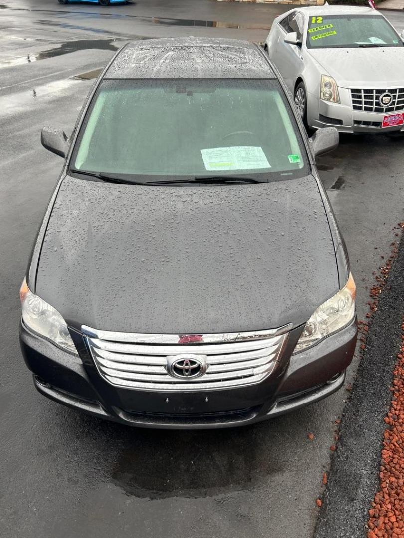 2009 GRAY TOYOTA AVALON XL (4T1BK36B99U) with an 3.5L engine, Automatic transmission, located at 2514 Williamson Rd NE, Roanoke, VA, 24012, (540) 265-7770, 37.294636, -79.936249 - Photo#0