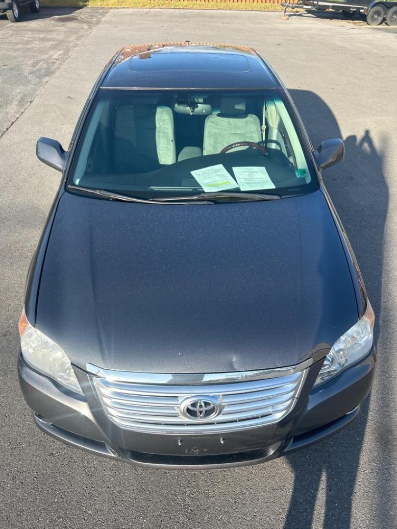 2009 GRAY TOYOTA AVALON XL (4T1BK36B99U) with an 3.5L engine, Automatic transmission, located at 2514 Williamson Rd NE, Roanoke, VA, 24012, (540) 265-7770, 37.294636, -79.936249 - Photo#2