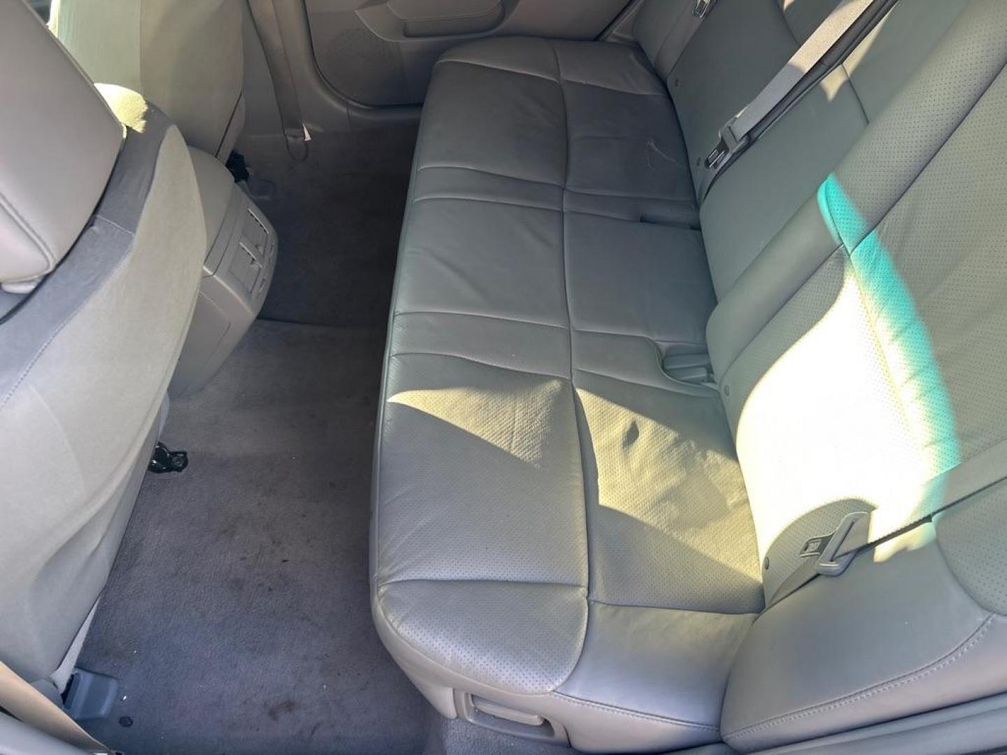 2009 GRAY TOYOTA AVALON XL (4T1BK36B99U) with an 3.5L engine, Automatic transmission, located at 2514 Williamson Rd NE, Roanoke, VA, 24012, (540) 265-7770, 37.294636, -79.936249 - Photo#5