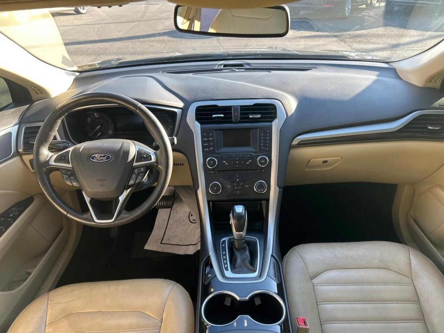 2015 GREEN FORD FUSION SE (3FA6P0HD5FR) with an 1.5L engine, Automatic transmission, located at 2514 Williamson Rd NE, Roanoke, VA, 24012, (540) 265-7770, 37.294636, -79.936249 - Photo#3