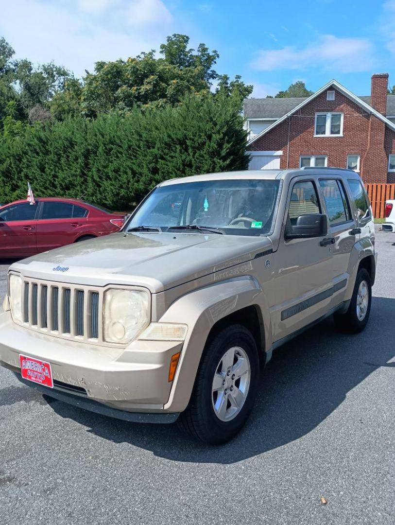 2011 TAN JEEP LIBERTY SPORT (1J4PN2GK0BW) with an 3.7L engine, Automatic transmission, located at 2514 Williamson Rd NE, Roanoke, VA, 24012, (540) 265-7770, 37.294636, -79.936249 - NO CREDIT CHECK FINANCING WITH ONLY $2000 DOWN PAYMENT!!!! Check out our website www.needausedvehicle.com for our No Credit Check/ In House Financing options!! No Credit Check Available!!! In House Financing Available!!! All Clean Title Vehicles (no Salvaged or flooded vehicles ever on our lot)! - Photo#1