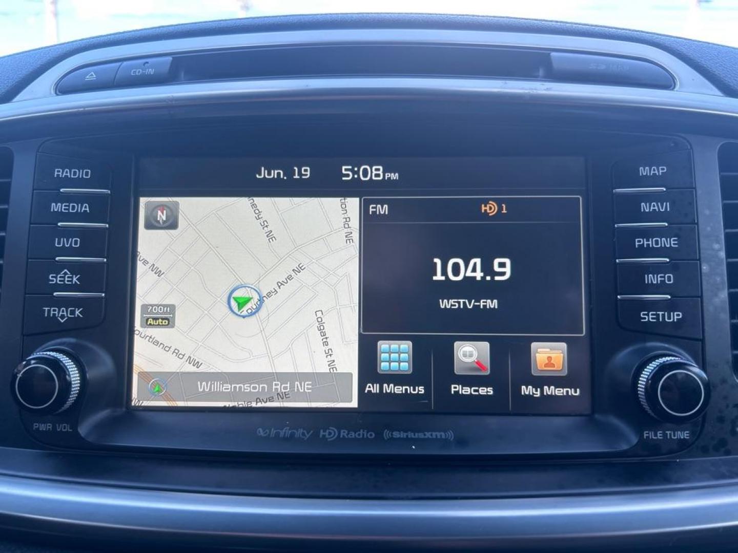 2016 BLACK KIA SORENTO SX (5XYPKDA11GG) with an 2.0L engine, Automatic transmission, located at 2514 Williamson Rd NE, Roanoke, VA, 24012, (540) 265-7770, 37.294636, -79.936249 - NO CREDIT CHECK FINANCING WITH ONLY $2500 DOWN PAYMENT!!!! Check out our website www.needausedvehicle.com for our No Credit Check/ In House Financing options!! No Credit Check Available!!! In House Financing Available!!! All Clean Title Vehicles (no Salvaged or flooded vehicles ever on our lot)!- Photo#12