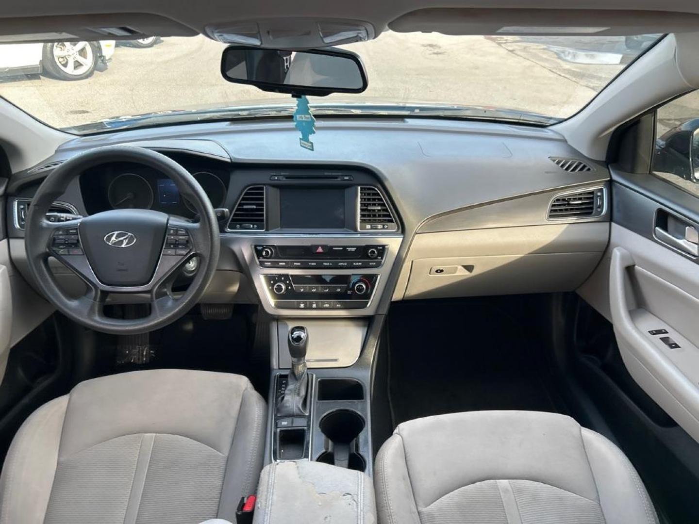 2016 BLUE HYUNDAI SONATA SPORT (5NPE34AF7GH) with an 2.4L engine, Automatic transmission, located at 2514 Williamson Rd NE, Roanoke, VA, 24012, (540) 265-7770, 37.294636, -79.936249 - NO CREDIT CHECK FINANCING WITH ONLY $2500 DOWN PAYMENT!!!! Check out our website www.needausedvehicle.com for our No Credit Check/ In House Financing options!! No Credit Check Available!!! In House Financing Available!!! All Clean Title Vehicles (no Salvaged or flooded vehicles ever on our lot)! - Photo#11