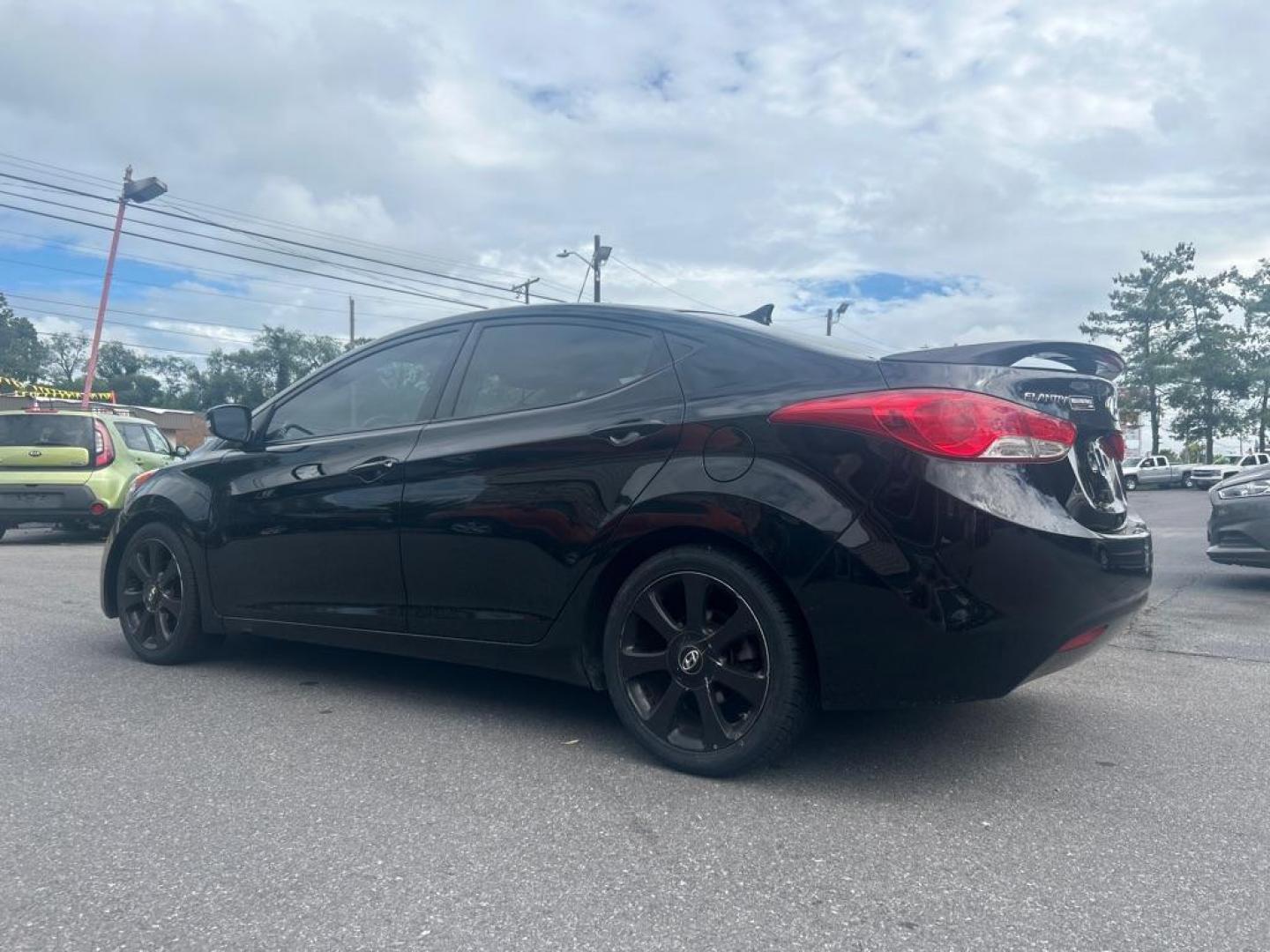 2013 BLACK HYUNDAI ELANTRA GLS (5NPDH4AE7DH) with an 1.8L engine, Automatic transmission, located at 2514 Williamson Rd NE, Roanoke, VA, 24012, (540) 265-7770, 37.294636, -79.936249 - NO CREDIT CHECK FINANCING WITH ONLY $1800 DOWN PAYMENT!!!! Check out our website www.needausedvehicle.com for our No Credit Check/ In House Financing options!! No Credit Check Available!!! In House Financing Available!!! All Clean Title Vehicles (no Salvaged or flooded vehicles ever on our lot)! - Photo#1