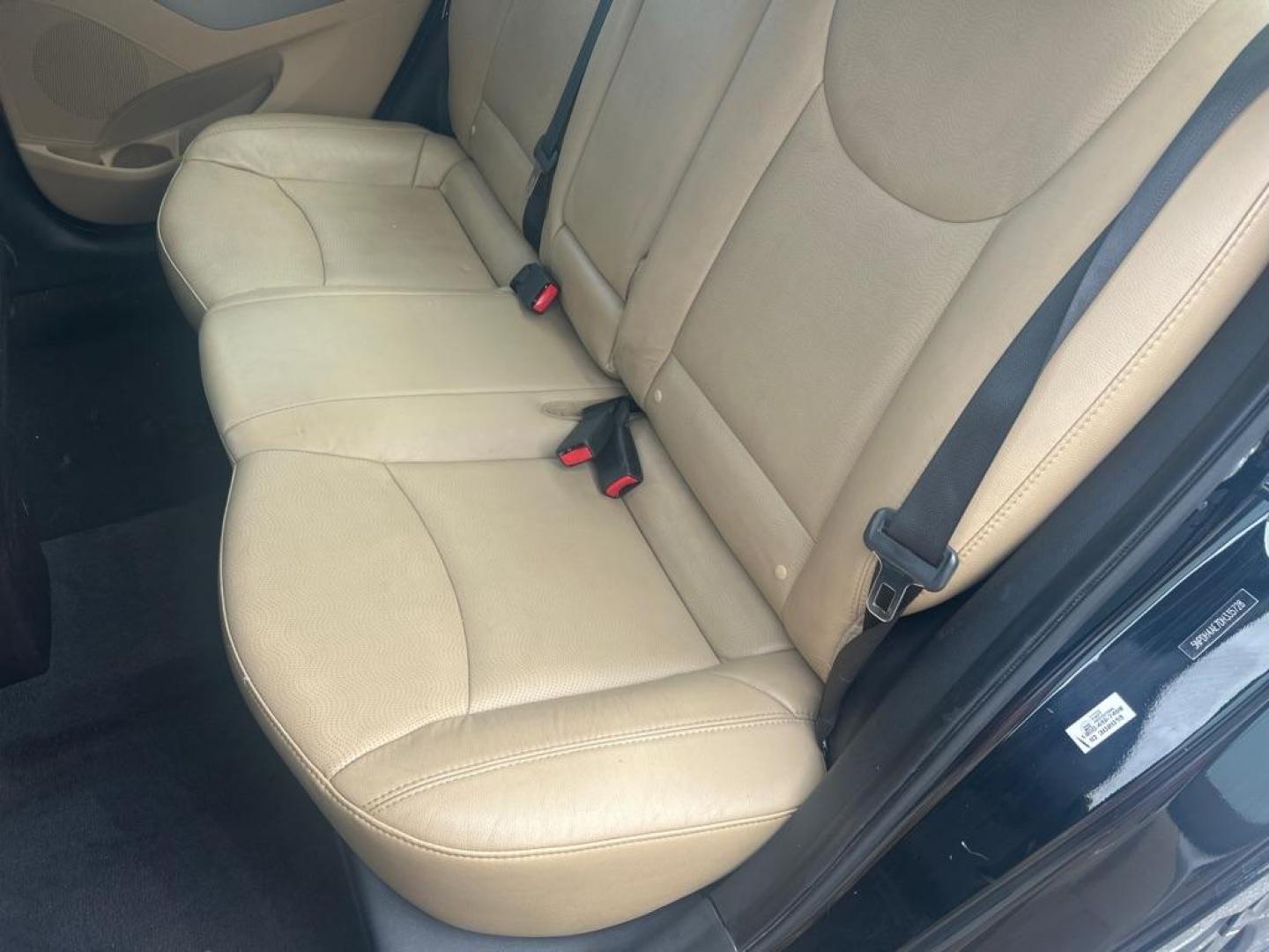 2013 BLACK HYUNDAI ELANTRA GLS (5NPDH4AE7DH) with an 1.8L engine, Automatic transmission, located at 2514 Williamson Rd NE, Roanoke, VA, 24012, (540) 265-7770, 37.294636, -79.936249 - NO CREDIT CHECK FINANCING WITH ONLY $1800 DOWN PAYMENT!!!! Check out our website www.needausedvehicle.com for our No Credit Check/ In House Financing options!! No Credit Check Available!!! In House Financing Available!!! All Clean Title Vehicles (no Salvaged or flooded vehicles ever on our lot)! - Photo#2