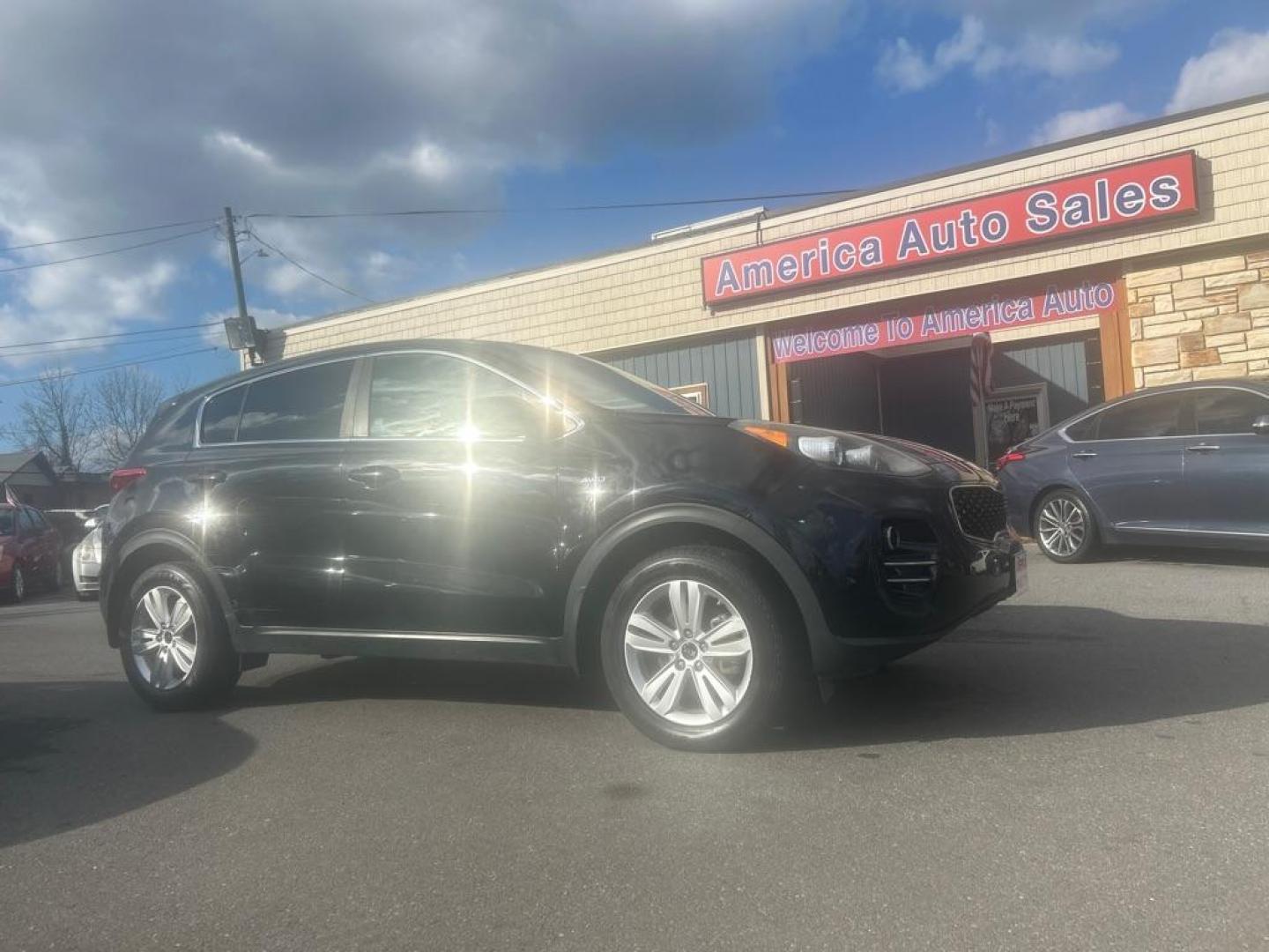 2017 BLACK KIA SPORTAGE LX (KNDPMCAC6H7) with an 2.4L engine, Automatic transmission, located at 2514 Williamson Rd NE, Roanoke, VA, 24012, (540) 265-7770, 37.294636, -79.936249 - NO CREDIT CHECK FINANCING WITH ONLY $1700 DOWN PAYMENT!!!! Check out our website www.needausedvehicle.com for our No Credit Check/ In House Financing options!! No Credit Check Available!!! In House Financing Available!!! All Clean Title Vehicles (no Salvaged or flooded vehicles ever on our lot)! - Photo#0