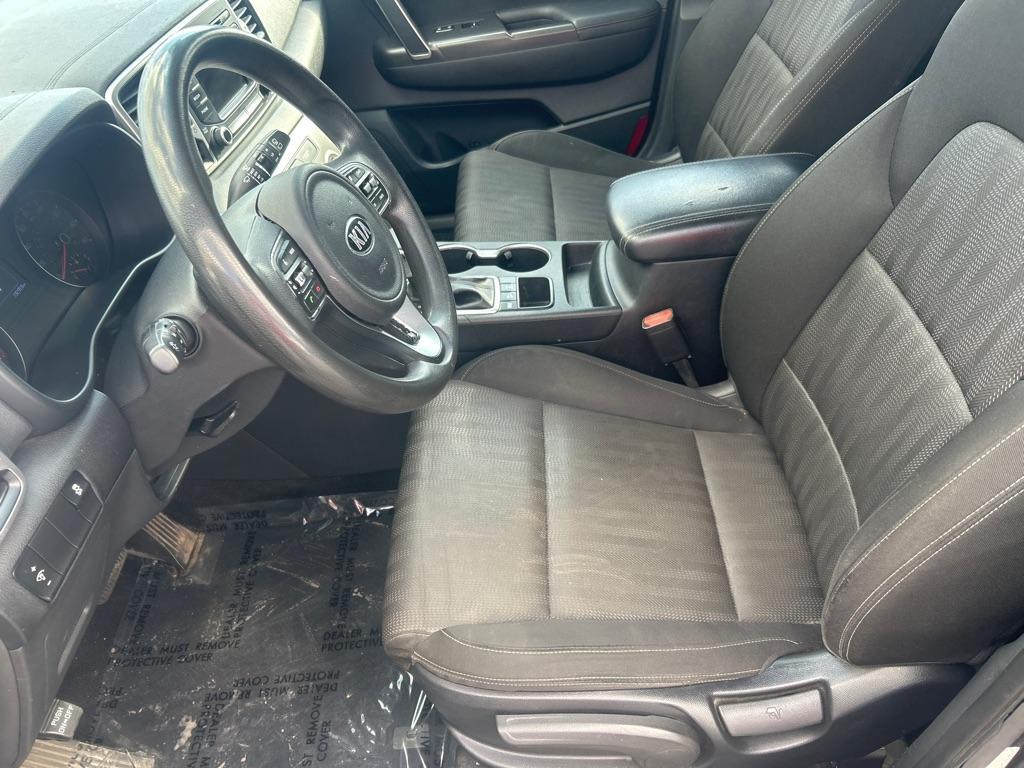 2017 BLACK KIA SPORTAGE LX (KNDPMCAC6H7) with an 2.4L engine, Automatic transmission, located at 2514 Williamson Rd NE, Roanoke, VA, 24012, (540) 265-7770, 37.294636, -79.936249 - NO CREDIT CHECK FINANCING WITH ONLY $1700 DOWN PAYMENT!!!! Check out our website www.needausedvehicle.com for our No Credit Check/ In House Financing options!! No Credit Check Available!!! In House Financing Available!!! All Clean Title Vehicles (no Salvaged or flooded vehicles ever on our lot)! - Photo#8