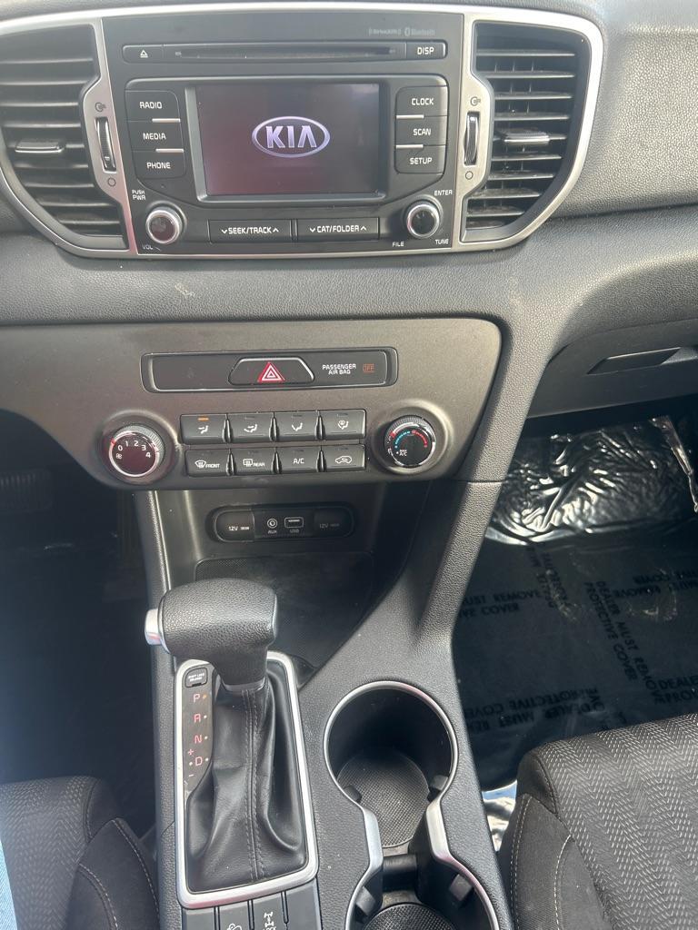 2017 BLACK KIA SPORTAGE LX (KNDPMCAC6H7) with an 2.4L engine, Automatic transmission, located at 2514 Williamson Rd NE, Roanoke, VA, 24012, (540) 265-7770, 37.294636, -79.936249 - NO CREDIT CHECK FINANCING WITH ONLY $1700 DOWN PAYMENT!!!! Check out our website www.needausedvehicle.com for our No Credit Check/ In House Financing options!! No Credit Check Available!!! In House Financing Available!!! All Clean Title Vehicles (no Salvaged or flooded vehicles ever on our lot)! - Photo#9