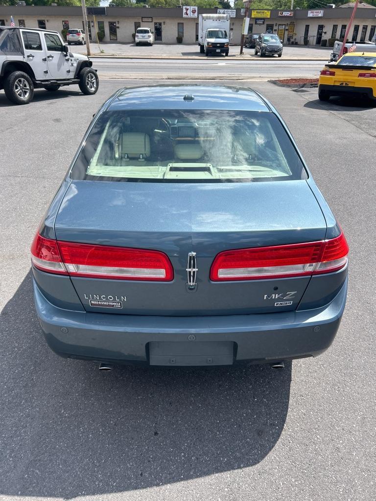 2012 BLUE LINCOLN MKZ (3LNHL2JC0CR) with an 3.5L engine, Automatic transmission, located at 2514 Williamson Rd NE, Roanoke, VA, 24012, (540) 265-7770, 37.294636, -79.936249 - Photo#3