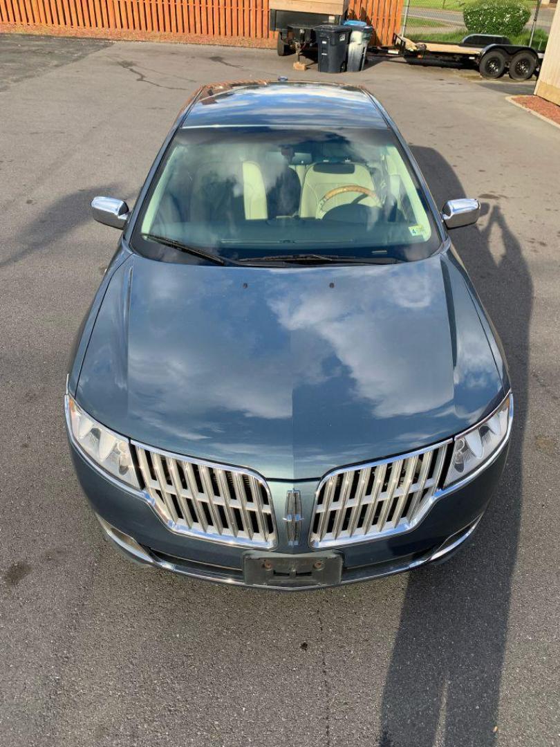 2012 BLUE LINCOLN MKZ (3LNHL2JC0CR) with an 3.5L engine, Automatic transmission, located at 2514 Williamson Rd NE, Roanoke, VA, 24012, (540) 265-7770, 37.294636, -79.936249 - NO CREDIT CHECK FINANCING WITH ONLY $1800 DOWN PAYMENT!!!! Check out our website www.needausedvehicle.com for our No Credit Check/ In House Financing options!! No Credit Check Available!!! In House Financing Available!!! All Clean Title Vehicles (no Salvaged or flooded vehicles ever on our lot)! - Photo#10