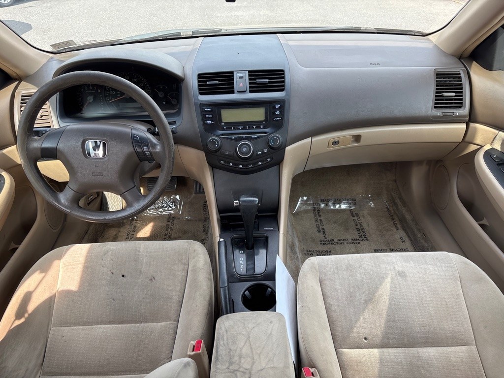 2005 GOLD HONDA ACCORD LX (1HGCM56485A) with an 2.4L engine, Automatic transmission, located at 2514 Williamson Rd NE, Roanoke, VA, 24012, (540) 265-7770, 37.294636, -79.936249 - NO CREDIT CHECK FINANCING WITH ONLY $1400 DOWN PAYMENT!!!! Check out our website www.needausedvehicle.com for our No Credit Check/ In House Financing options!! No Credit Check Available!!! In House Financing Available!!! All Clean Title Vehicles (no Salvaged or flooded vehicles ever on our lot)!- Photo#3