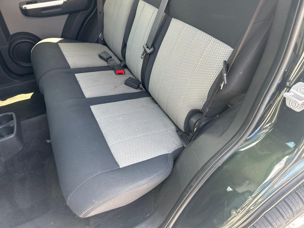 2010 GREEN DODGE NITRO SXT (1D4PU5GK2AW) with an 3.7L engine, Automatic transmission, located at 2514 Williamson Rd NE, Roanoke, VA, 24012, (540) 265-7770, 37.294636, -79.936249 - NO CREDIT CHECK FINANCING WITH ONLY $ DOWN PAYMENT!!!! Check out our website www.needausedvehicle.com for our No Credit Check/ In House Financing options!! No Credit Check Available!!! In House Financing Available!!! All Clean Title Vehicles (no Salvaged or flooded vehicles ever on our lot)!!! - Photo#4
