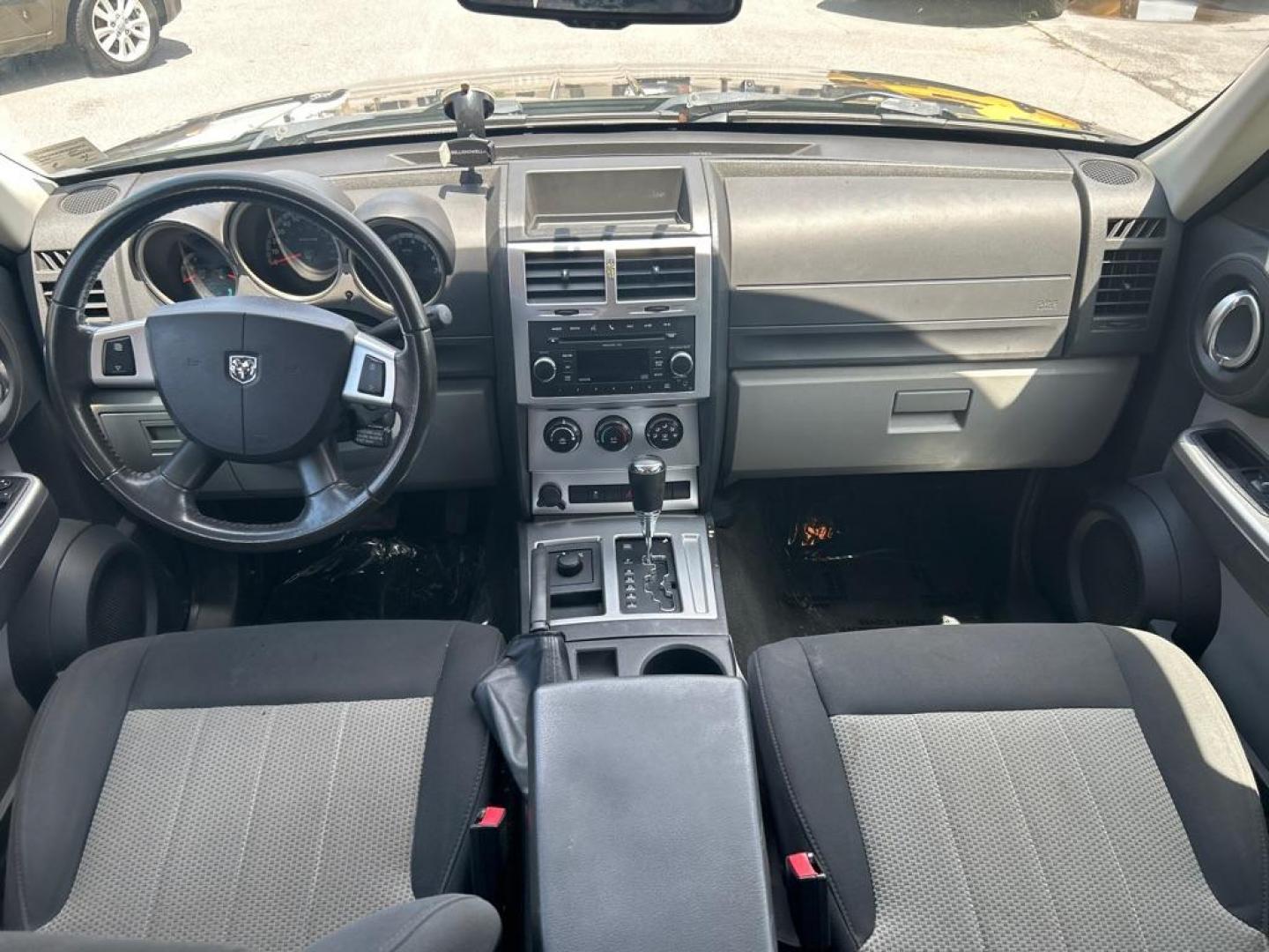 2010 GREEN DODGE NITRO SXT (1D4PU5GK2AW) with an 3.7L engine, Automatic transmission, located at 2514 Williamson Rd NE, Roanoke, VA, 24012, (540) 265-7770, 37.294636, -79.936249- Photo#5