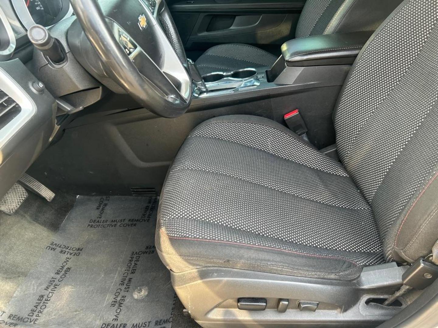 2017 SILVER CHEVROLET EQUINOX LT (2GNALCEK0H6) with an 2.4L engine, Automatic transmission, located at 2514 Williamson Rd NE, Roanoke, VA, 24012, (540) 265-7770, 37.294636, -79.936249 - NO CREDIT CHECK FINANCING WITH ONLY $1900 DOWN PAYMENT!!!! Check out our website www.needausedvehicle.com for our No Credit Check/ In House Financing options!! No Credit Check Available!!! In House Financing Available!!! All Clean Title Vehicles (no Salvaged or flooded vehicles ever on our lot)! - Photo#8