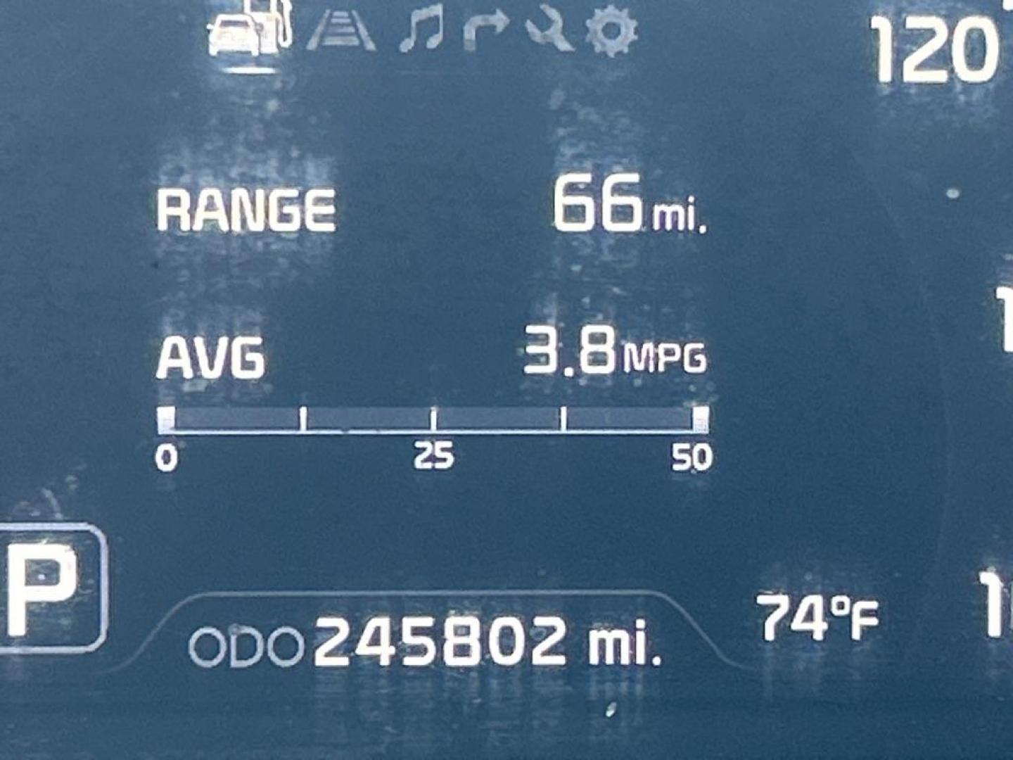 2014 GRAY KIA CADENZA PREMIUM (KNALN4D73E5) with an 3.3L engine, Automatic transmission, located at 2514 Williamson Rd NE, Roanoke, VA, 24012, (540) 265-7770, 37.294636, -79.936249 - NO CREDIT CHECK FINANCING WITH ONLY $1500 DOWN PAYMENT!!!! Check out our website www.needausedvehicle.com for our No Credit Check/ In House Financing options!! No Credit Check Available!!! In House Financing Available!!! All Clean Title Vehicles (no Salvaged or flooded vehicles ever on our lot)! - Photo#9