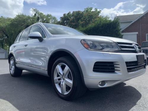 2013 VOLKSWAGEN TOUAREG 4DR