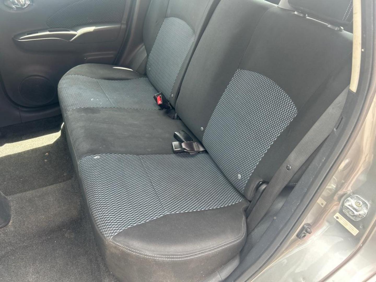 2014 GRAY NISSAN VERSA NOTE S (3N1CE2CP8EL) with an 1.6L engine, Continuously Variable transmission, located at 2514 Williamson Rd NE, Roanoke, VA, 24012, (540) 265-7770, 37.294636, -79.936249 - NO CREDIT CHECK FINANCING WITH ONLY $1200 DOWN PAYMENT!!!! Check out our website www.needausedvehicle.com for our No Credit Check/ In House Financing options!! No Credit Check Available!!! In House Financing Available!!! All Clean Title Vehicles (no Salvaged or flooded vehicles ever on our lot)!- Photo#4