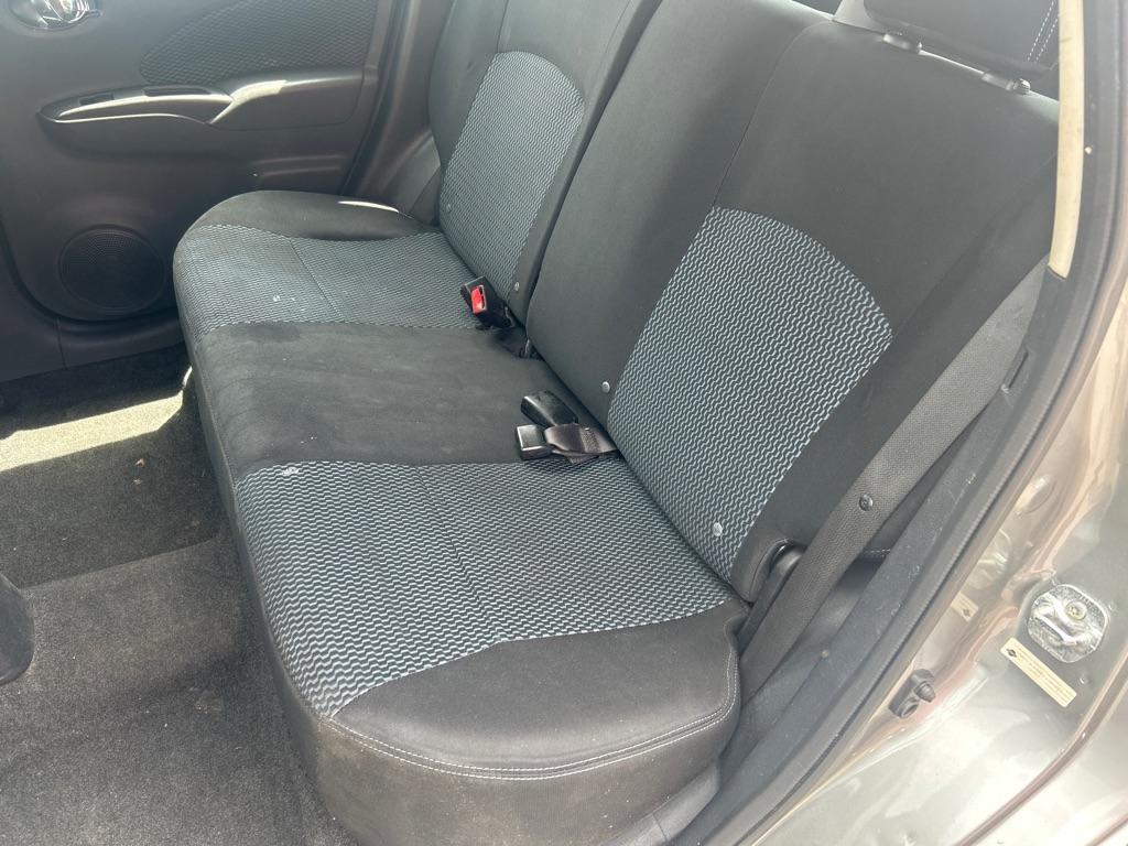 2014 GRAY NISSAN VERSA NOTE S (3N1CE2CP8EL) with an 1.6L engine, Continuously Variable transmission, located at 2514 Williamson Rd NE, Roanoke, VA, 24012, (540) 265-7770, 37.294636, -79.936249 - NO CREDIT CHECK FINANCING WITH ONLY $1400 DOWN PAYMENT!!!! Check out our website www.needausedvehicle.com for our No Credit Check/ In House Financing options!! No Credit Check Available!!! In House Financing Available!!! All Clean Title Vehicles (no Salvaged or flooded vehicles ever on our lot)! - Photo#4