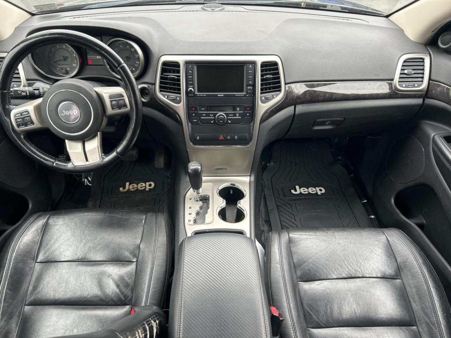 2011 BLACK JEEP GRAND CHEROKEE LAREDO (1J4RR4GG0BC) with an 3.6L engine, Automatic transmission, located at 2514 Williamson Rd NE, Roanoke, VA, 24012, (540) 265-7770, 37.294636, -79.936249 - NO CREDIT CHECK FINANCING WITH ONLY $2700 DOWN PAYMENT!!!! Check out our website www.needausedvehicle.com for our No Credit Check/ In House Financing options!! No Credit Check Available!!! In House Financing Available!!! All Clean Title Vehicles (no Salvaged or flooded vehicles ever on our lot)! - Photo#8