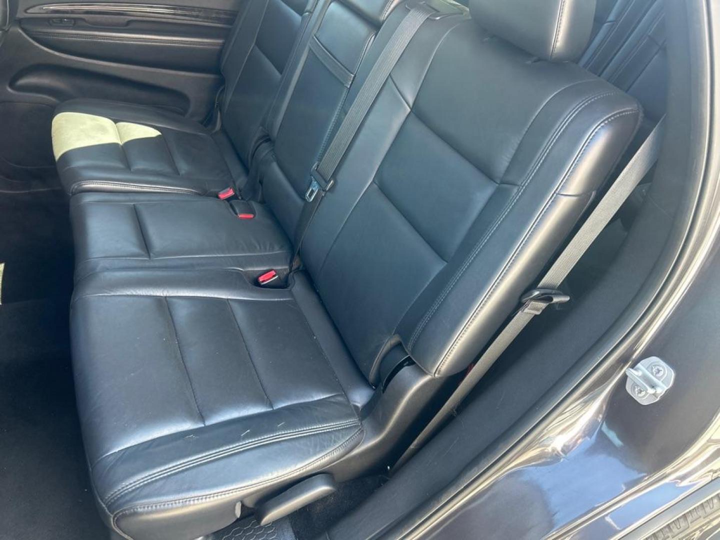 2014 GRAY DODGE DURANGO LIMITED (1C4RDJDG8EC) with an 3.6L engine, Automatic transmission, located at 2514 Williamson Rd NE, Roanoke, VA, 24012, (540) 265-7770, 37.294636, -79.936249 - NO CREDIT CHECK FINANCING WITH ONLY $3500 DOWN PAYMENT!!!! Check out our website www.needausedvehicle.com for our No Credit Check/ In House Financing options!! No Credit Check Available!!! In House Financing Available!!! All Clean Title Vehicles (no Salvaged or flooded vehicles ever on our lot)! - Photo#6
