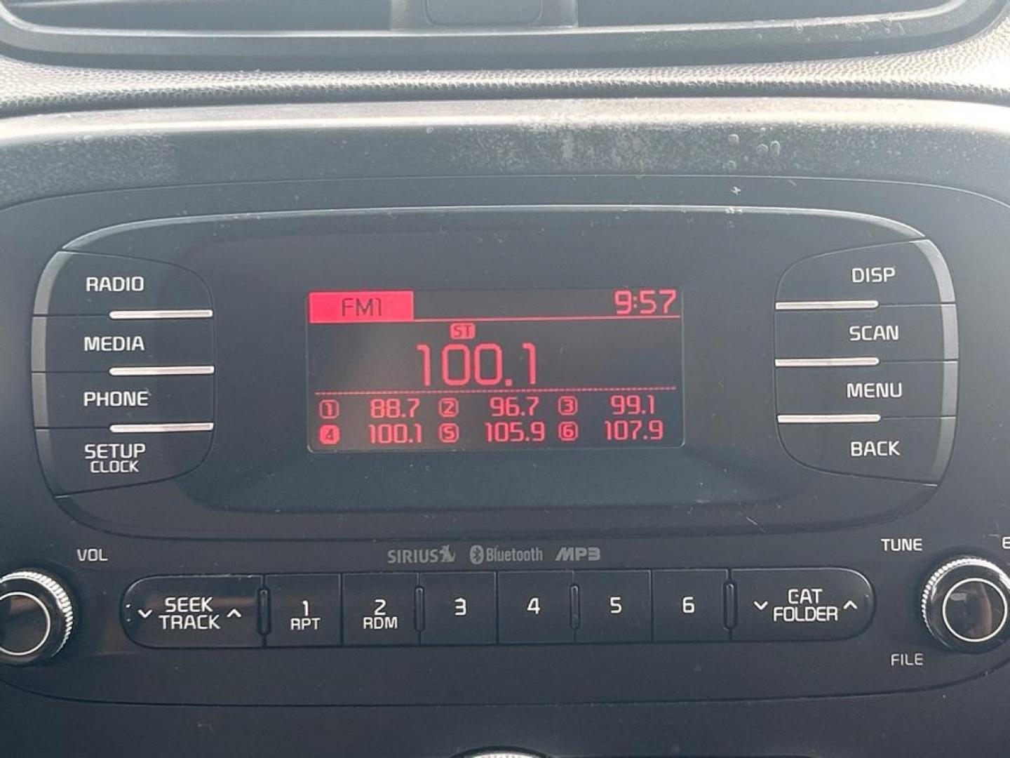 2015 WHITE KIA SOUL + (KNDJP3A53F7) with an 2.0L engine, Automatic transmission, located at 2514 Williamson Rd NE, Roanoke, VA, 24012, (540) 265-7770, 37.294636, -79.936249 - NO CREDIT CHECK FINANCING WITH ONLY $2000 DOWN PAYMENT!!!! Check out our website www.needausedvehicle.com for our No Credit Check/ In House Financing options!! No Credit Check Available!!! In House Financing Available!!! All Clean Title Vehicles (no Salvaged or flooded vehicles ever on our lot)! - Photo#7