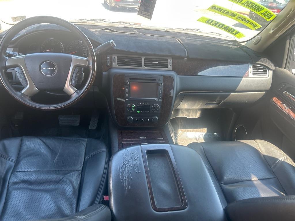 2013 BLACK GMC YUKON DENALI (1GKS2EEF9DR) with an 6.2L engine, Automatic transmission, located at 2514 Williamson Rd NE, Roanoke, VA, 24012, (540) 265-7770, 37.294636, -79.936249 - NO CREDIT CHECK FINANCING WITH ONLY $2800 DOWN PAYMENT!!!! Check out our website www.needausedvehicle.com for our No Credit Check/ In House Financing options!! No Credit Check Available!!! In House Financing Available!!! All Clean Title Vehicles (no Salvaged or flooded vehicles ever on our lot)! - Photo#7