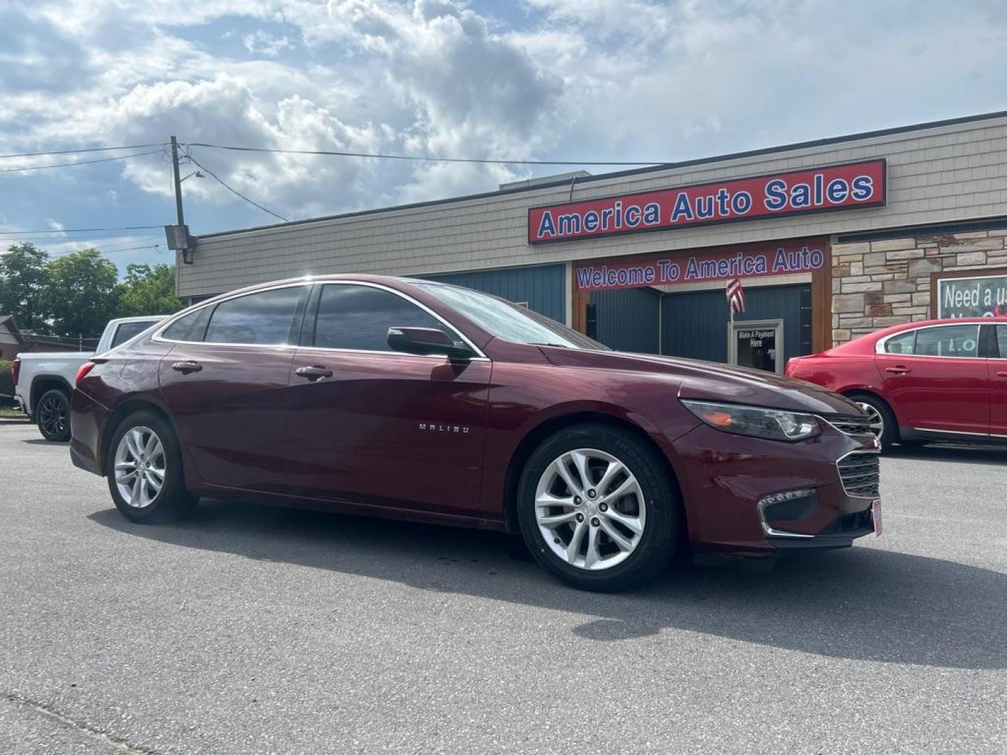 2016 BURGUN CHEVROLET MALIBU LT (1G1ZE5ST1GF) with an 1.5L engine, Automatic transmission, located at 2514 Williamson Rd NE, Roanoke, VA, 24012, (540) 265-7770, 37.294636, -79.936249 - Photo#0