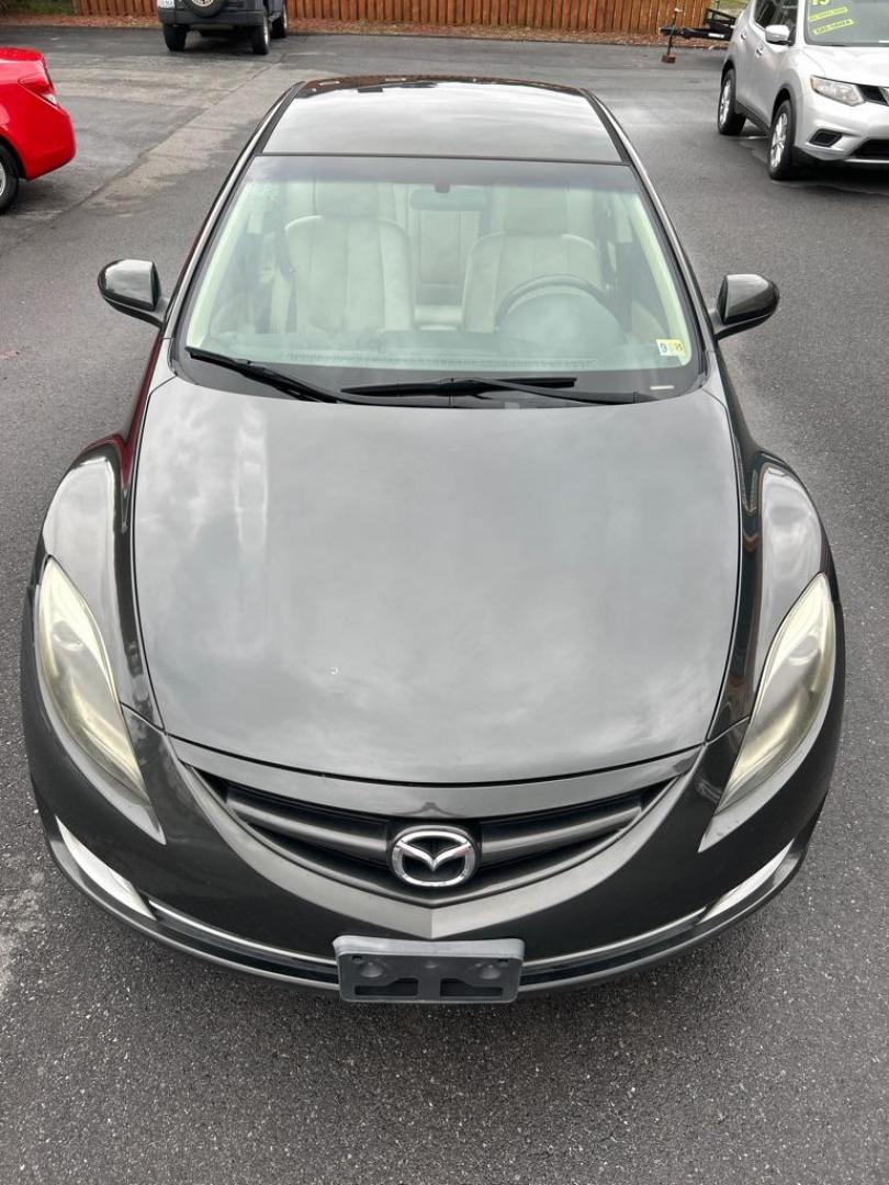 2012 BROWN MAZDA 6 I (1YVHZ8DH2C5) with an 2.5L engine, Automatic transmission, located at 2514 Williamson Rd NE, Roanoke, VA, 24012, (540) 265-7770, 37.294636, -79.936249 - Photo#8