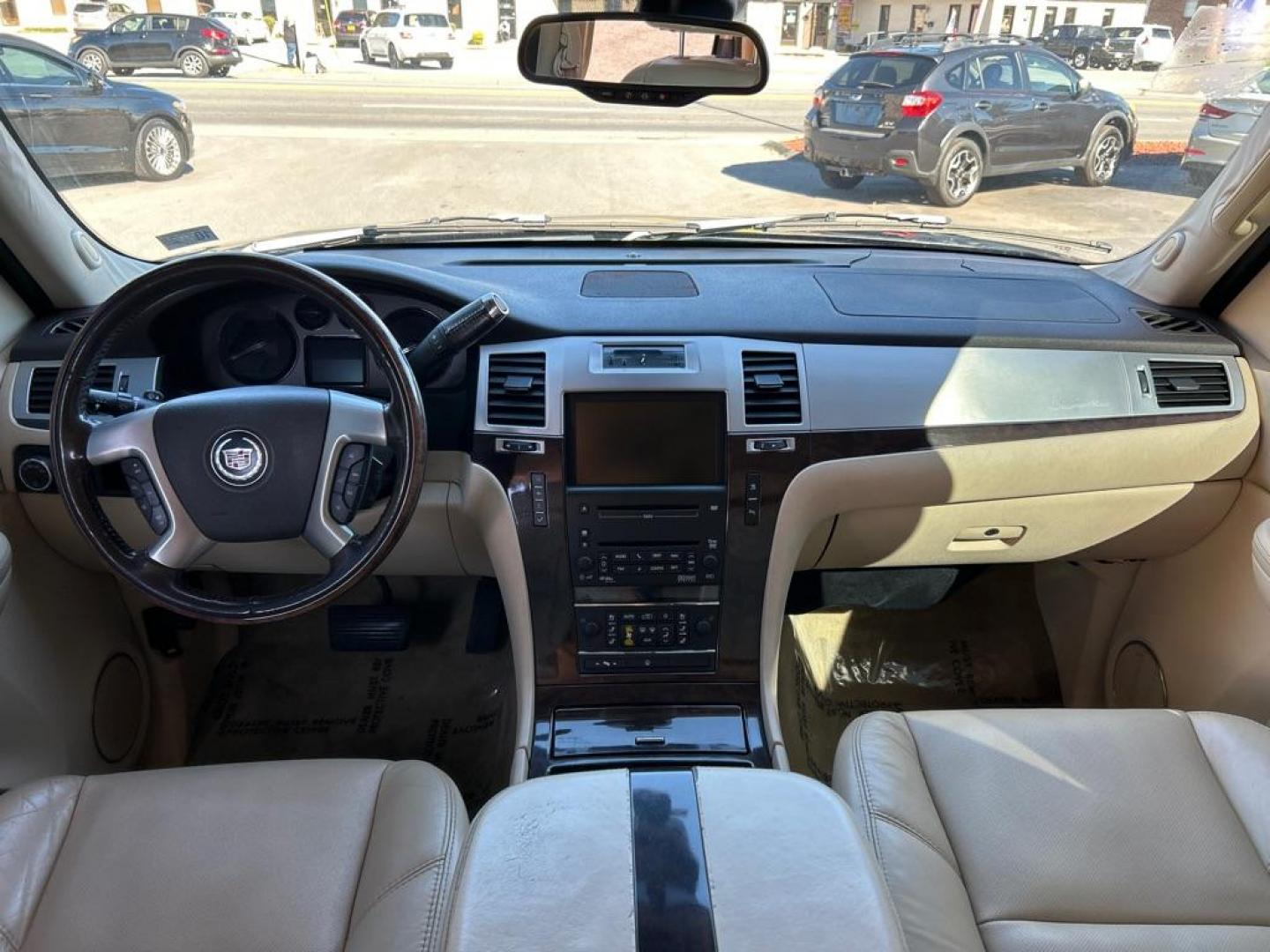 2007 BLACK CADILLAC ESCALADE ESV (1GYFK66887R) with an 6.2L engine, Automatic transmission, located at 2514 Williamson Rd NE, Roanoke, VA, 24012, (540) 265-7770, 37.294636, -79.936249 - NO CREDIT CHECK FINANCING WITH ONLY $3000 DOWN PAYMENT!!!! Check out our website www.needausedvehicle.com for our No Credit Check/ In House Financing options!! No Credit Check Available!!! In House Financing Available!!! All Clean Title Vehicles (no Salvaged or flooded vehicles ever on our lot)! - Photo#8