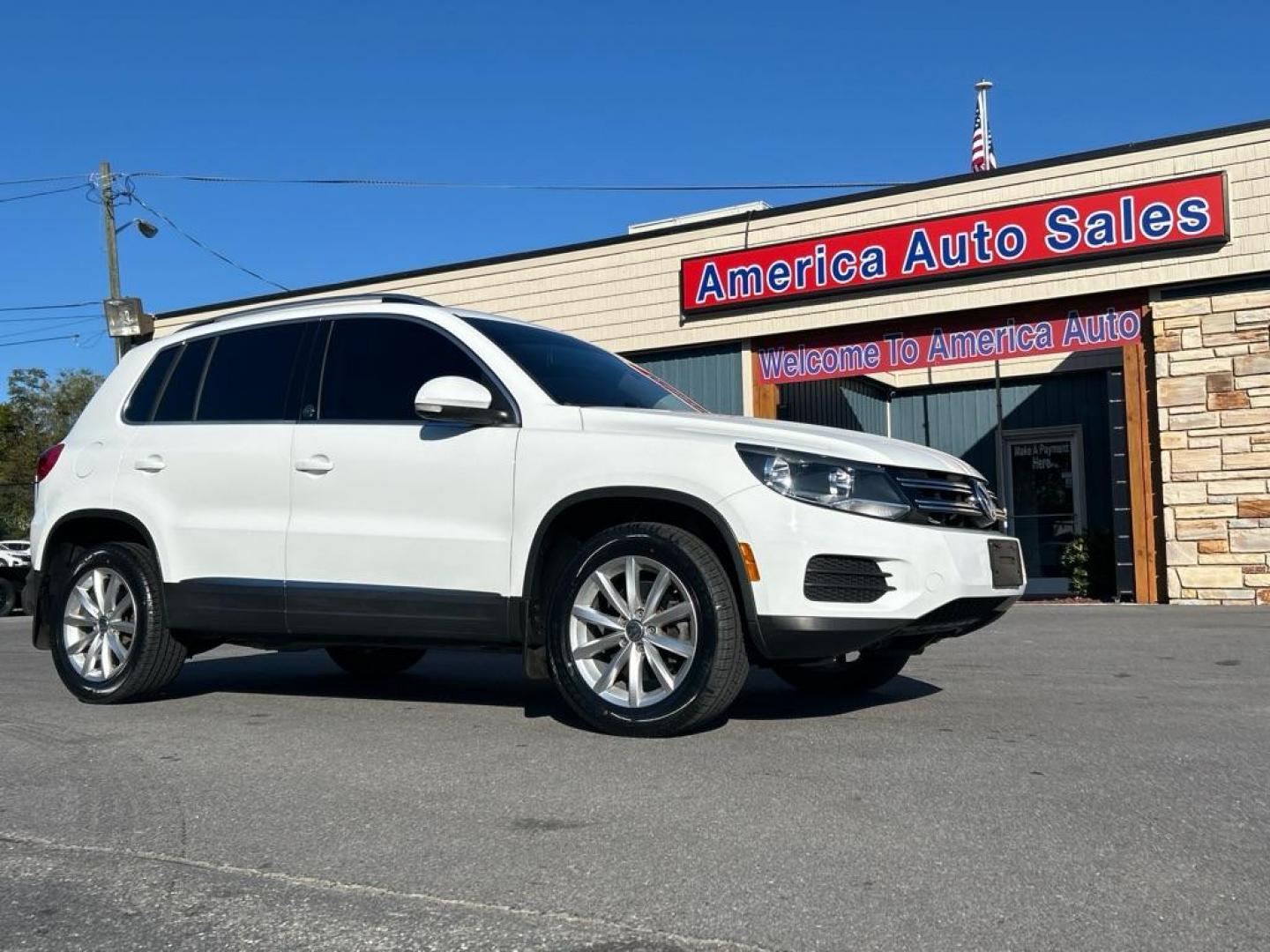2017 WHITE VOLKSWAGEN TIGUAN WOLFSBURG (WVGSV7AX0HK) with an 2.0L engine, Automatic transmission, located at 2514 Williamson Rd NE, Roanoke, VA, 24012, (540) 265-7770, 37.294636, -79.936249 - NO CREDIT CHECK FINANCING WITH ONLY $2800 DOWN PAYMENT!!!! Check out our website www.needausedvehicle.com for our No Credit Check/ In House Financing options!! No Credit Check Available!!! In House Financing Available!!! All Clean Title Vehicles (no Salvaged or flooded vehicles ever on our lot)! - Photo#0
