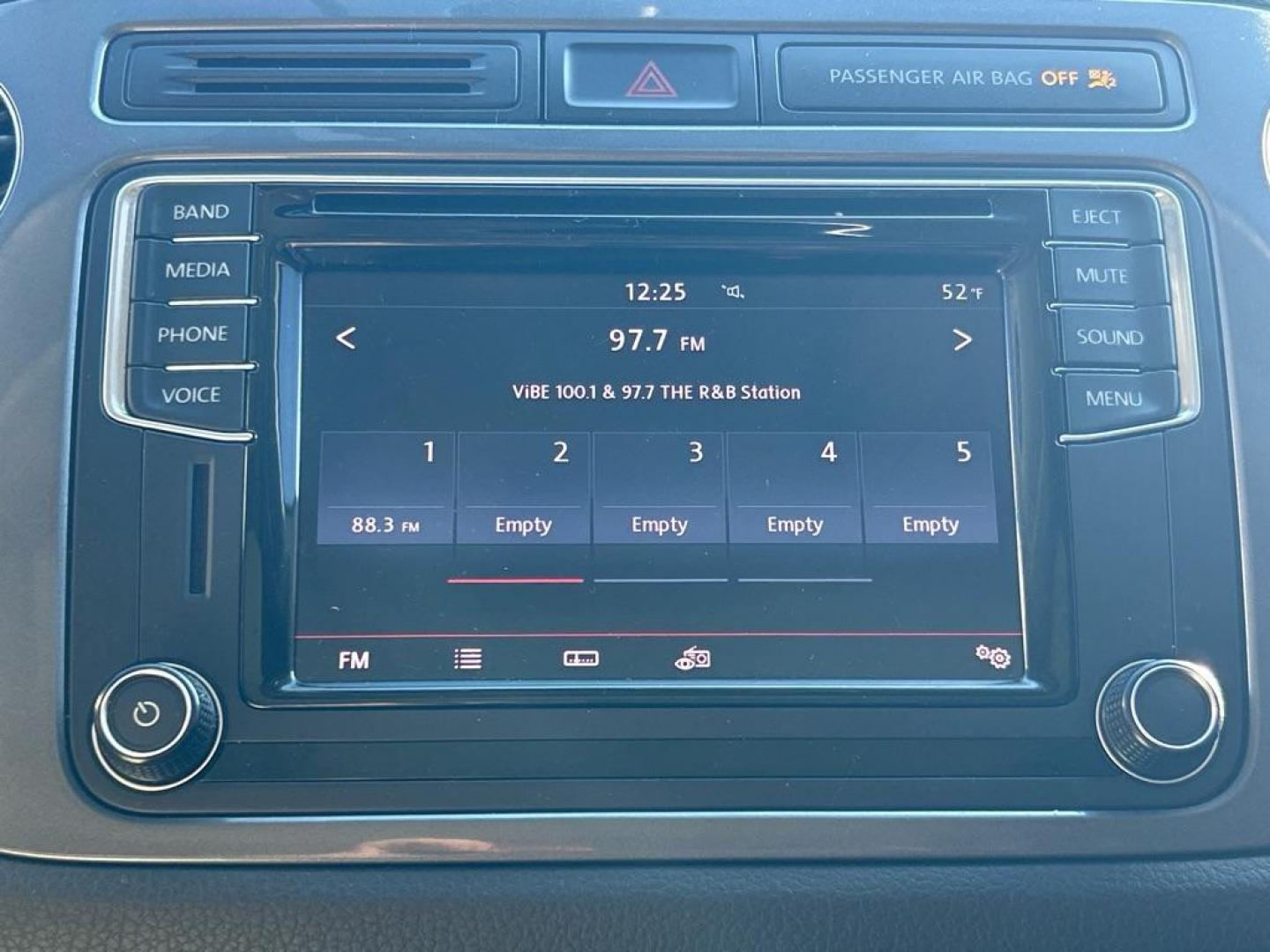 2017 WHITE VOLKSWAGEN TIGUAN WOLFSBURG (WVGSV7AX0HK) with an 2.0L engine, Automatic transmission, located at 2514 Williamson Rd NE, Roanoke, VA, 24012, (540) 265-7770, 37.294636, -79.936249 - NO CREDIT CHECK FINANCING WITH ONLY $2800 DOWN PAYMENT!!!! Check out our website www.needausedvehicle.com for our No Credit Check/ In House Financing options!! No Credit Check Available!!! In House Financing Available!!! All Clean Title Vehicles (no Salvaged or flooded vehicles ever on our lot)! - Photo#13