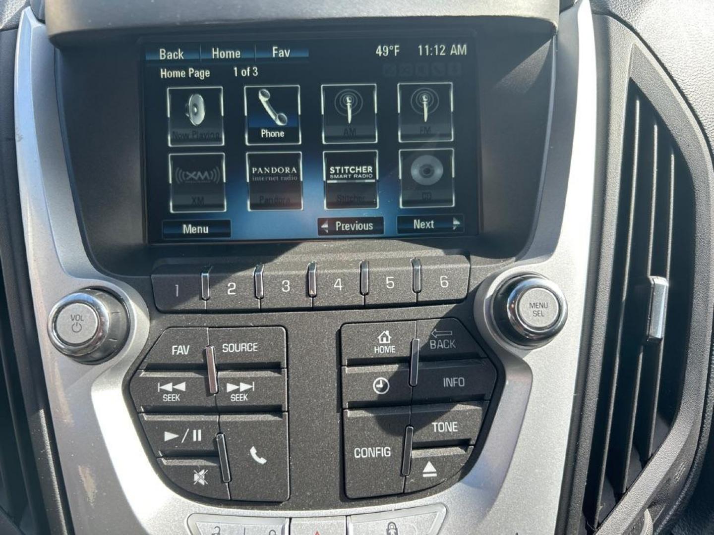2015 BLACK CHEVROLET EQUINOX LT (2GNFLFEK4F6) with an 2.4L engine, Automatic transmission, located at 2514 Williamson Rd NE, Roanoke, VA, 24012, (540) 265-7770, 37.294636, -79.936249 - NO CREDIT CHECK FINANCING WITH ONLY $2500 DOWN PAYMENT!!!! Check out our website www.needausedvehicle.com for our No Credit Check/ In House Financing options!! No Credit Check Available!!! In House Financing Available!!! All Clean Title Vehicles (no Salvaged or flooded vehicles ever on our lot)! - Photo#11
