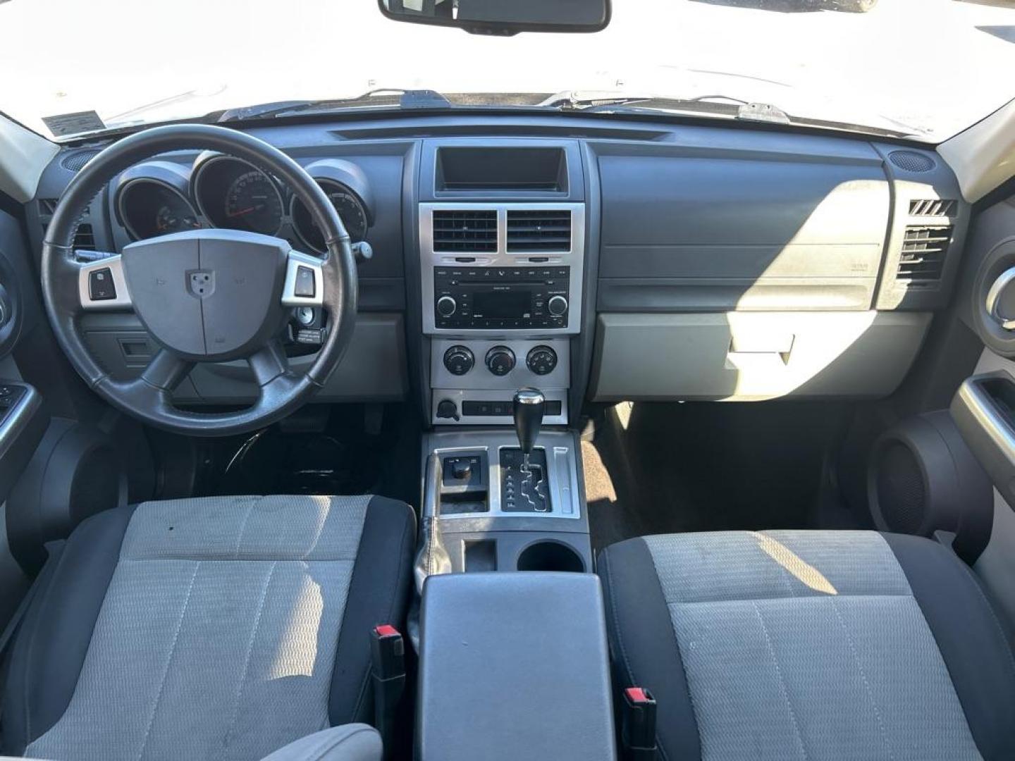 2007 SILVER DODGE NITRO SLT (1D8GU58K17W) with an 3.7L engine, Automatic transmission, located at 2514 Williamson Rd NE, Roanoke, VA, 24012, (540) 265-7770, 37.294636, -79.936249 - NO CREDIT CHECK FINANCING WITH ONLY $1800 DOWN PAYMENT!!!! Check out our website www.needausedvehicle.com for our No Credit Check/ In House Financing options!! No Credit Check Available!!! In House Financing Available!!! All Clean Title Vehicles (no Salvaged or flooded vehicles ever on our lot)! - Photo#7