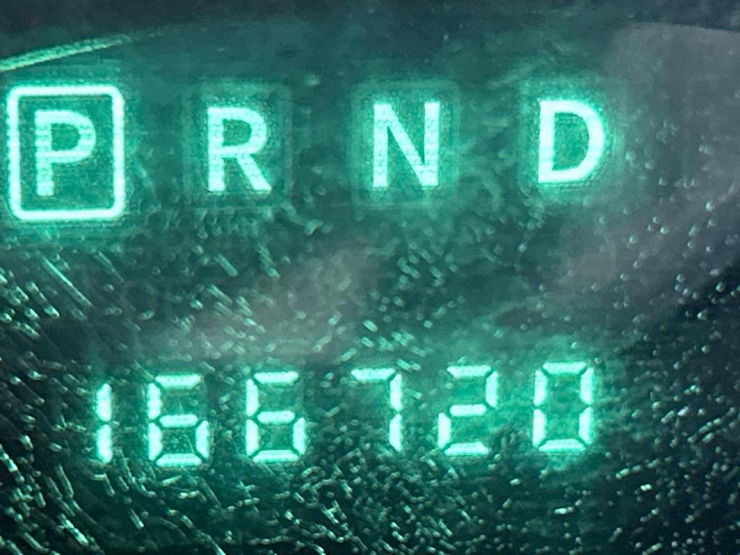 2007 SILVER DODGE NITRO SLT (1D8GU58K17W) with an 3.7L engine, Automatic transmission, located at 2514 Williamson Rd NE, Roanoke, VA, 24012, (540) 265-7770, 37.294636, -79.936249 - NO CREDIT CHECK FINANCING WITH ONLY $1800 DOWN PAYMENT!!!! Check out our website www.needausedvehicle.com for our No Credit Check/ In House Financing options!! No Credit Check Available!!! In House Financing Available!!! All Clean Title Vehicles (no Salvaged or flooded vehicles ever on our lot)! - Photo#11