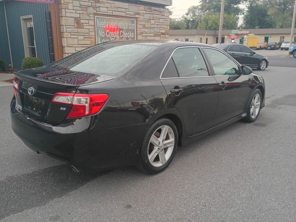 2014 BLACK TOYOTA CAMRY L (4T1BF1FK3EU) with an 2.5L engine, Automatic transmission, located at 2514 Williamson Rd NE, Roanoke, VA, 24012, (540) 265-7770, 37.294636, -79.936249- Photo#5