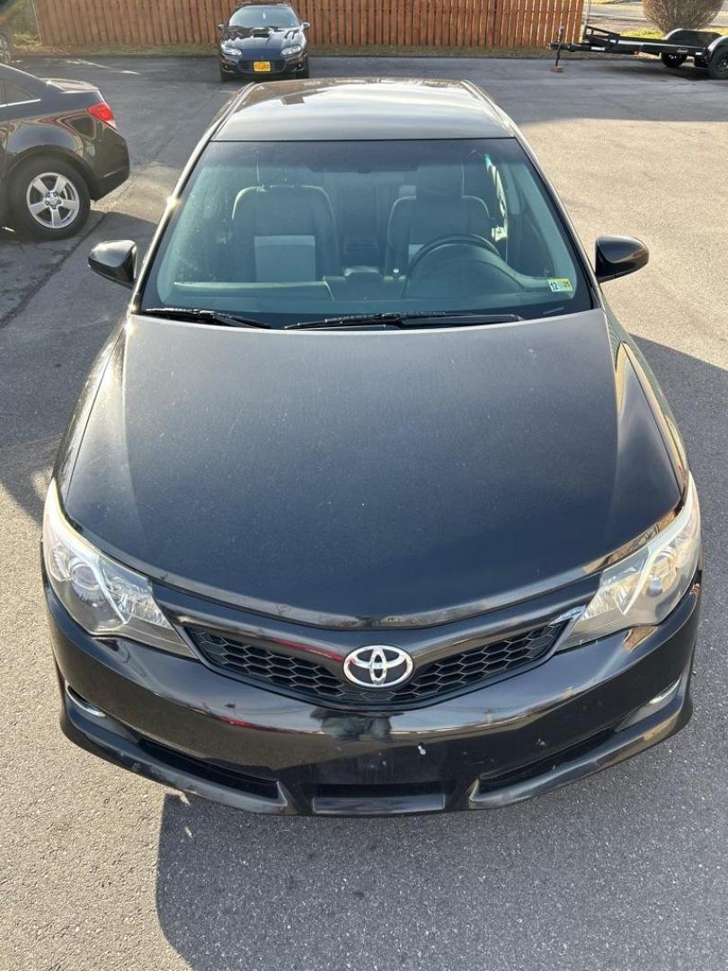 2014 BLACK TOYOTA CAMRY L (4T1BF1FK3EU) with an 2.5L engine, Automatic transmission, located at 2514 Williamson Rd NE, Roanoke, VA, 24012, (540) 265-7770, 37.294636, -79.936249 - NO CREDIT CHECK FINANCING WITH ONLY $2300 DOWN PAYMENT!!!! Check out our website www.needausedvehicle.com for our No Credit Check/ In House Financing options!! No Credit Check Available!!! In House Financing Available!!! All Clean Title Vehicles (no Salvaged or flooded vehicles ever on our lot)! - Photo#9