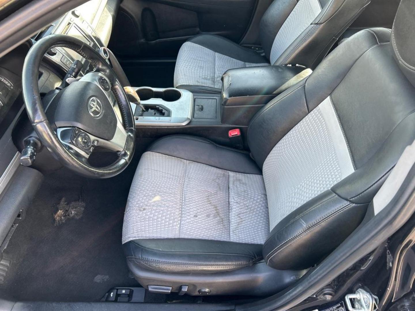 2014 BLACK TOYOTA CAMRY L (4T1BF1FK3EU) with an 2.5L engine, Automatic transmission, located at 2514 Williamson Rd NE, Roanoke, VA, 24012, (540) 265-7770, 37.294636, -79.936249 - NO CREDIT CHECK FINANCING WITH ONLY $2300 DOWN PAYMENT!!!! Check out our website www.needausedvehicle.com for our No Credit Check/ In House Financing options!! No Credit Check Available!!! In House Financing Available!!! All Clean Title Vehicles (no Salvaged or flooded vehicles ever on our lot)! - Photo#4