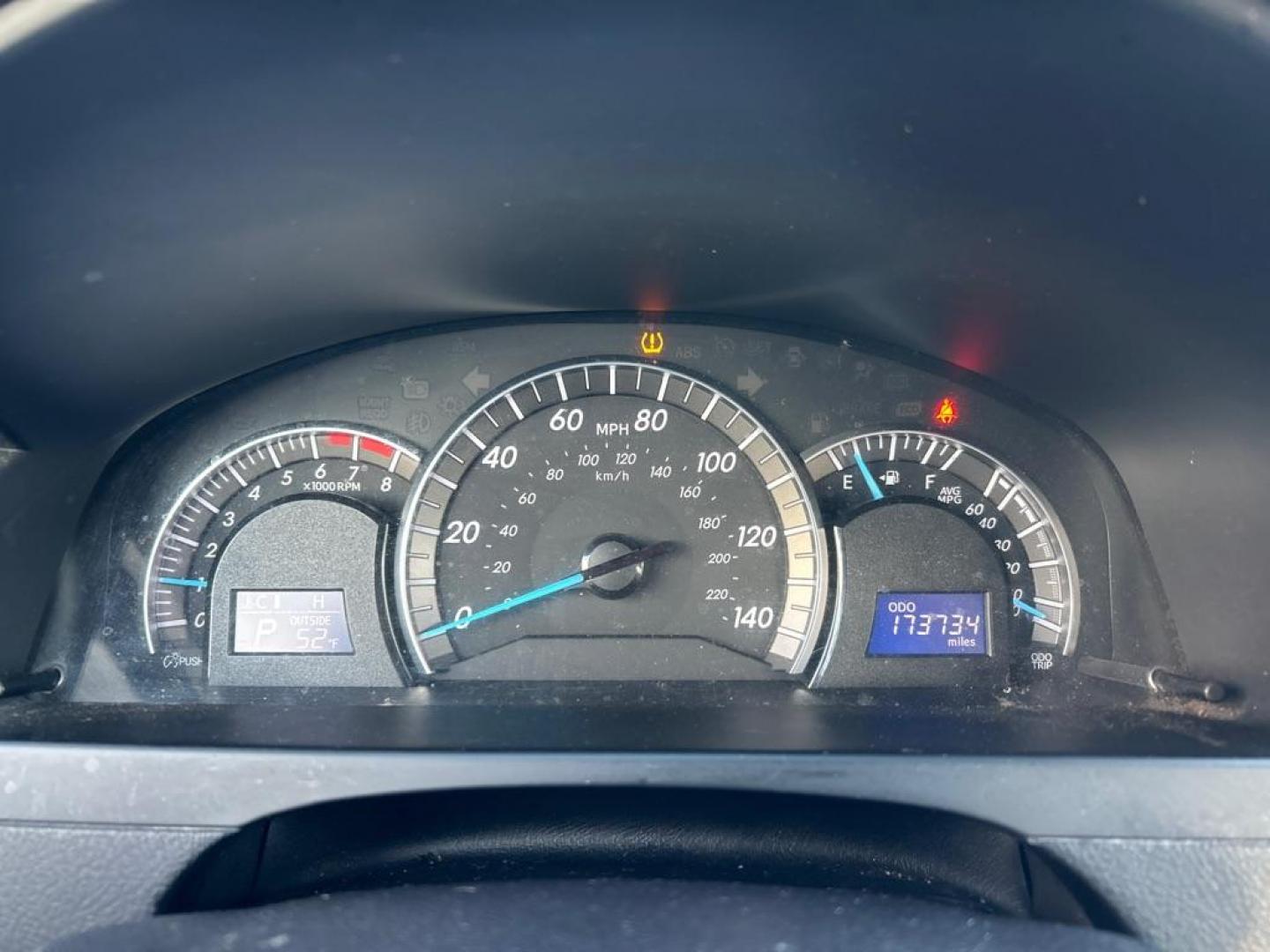 2014 BLACK TOYOTA CAMRY L (4T1BF1FK3EU) with an 2.5L engine, Automatic transmission, located at 2514 Williamson Rd NE, Roanoke, VA, 24012, (540) 265-7770, 37.294636, -79.936249 - NO CREDIT CHECK FINANCING WITH ONLY $2300 DOWN PAYMENT!!!! Check out our website www.needausedvehicle.com for our No Credit Check/ In House Financing options!! No Credit Check Available!!! In House Financing Available!!! All Clean Title Vehicles (no Salvaged or flooded vehicles ever on our lot)! - Photo#6