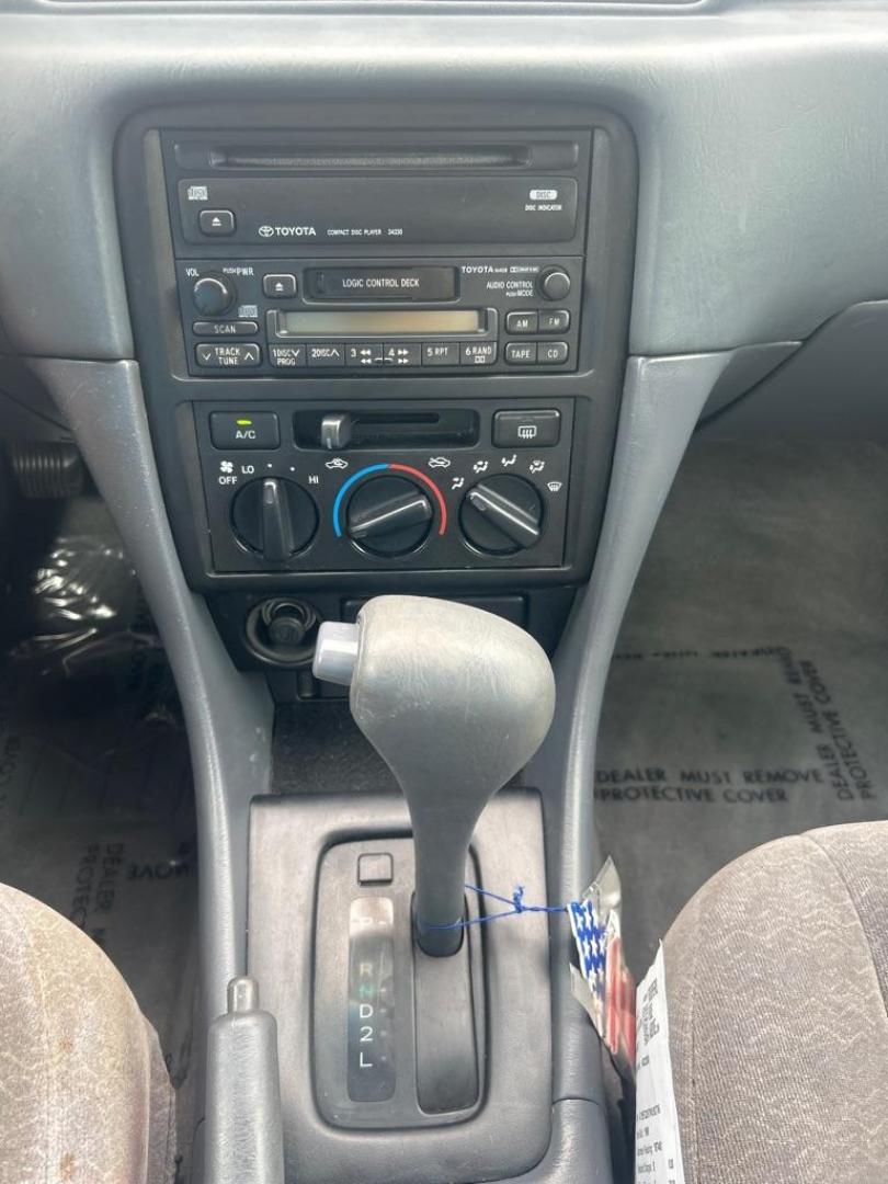1998 WHITE TOYOTA CAMRY CE (4T1BF22K7WU) with an 3.0L engine, Automatic transmission, located at 2514 Williamson Rd NE, Roanoke, VA, 24012, (540) 265-7770, 37.294636, -79.936249 - NO CREDIT CHECK FINANCING WITH ONLY $950 DOWN PAYMENT!!!! Check out our website www.needausedvehicle.com for our No Credit Check/ In House Financing options!! No Credit Check Available!!! In House Financing Available!!! All Clean Title Vehicles (no Salvaged or flooded vehicles ever on our lot)!! - Photo#6
