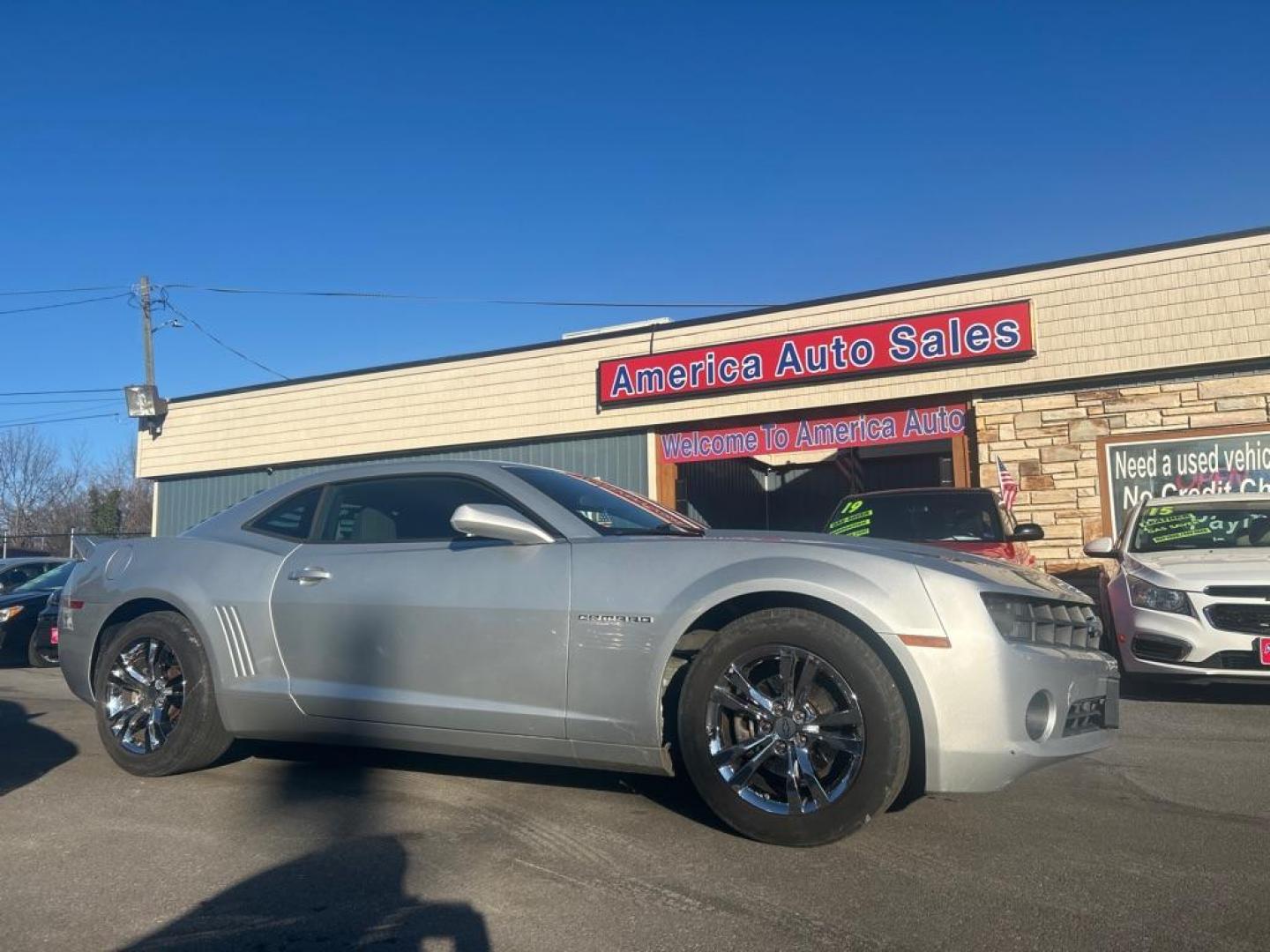 2012 SILVER CHEVROLET CAMARO LS (2G1FE1E3XC9) with an 3.6L engine, 6-Speed Manual transmission, located at 2514 Williamson Rd NE, Roanoke, VA, 24012, (540) 265-7770, 37.294636, -79.936249 - NO CREDIT CHECK FINANCING WITH ONLY $2700 DOWN PAYMENT!!!! Check out our website www.needausedvehicle.com for our No Credit Check/ In House Financing options!! No Credit Check Available!!! In House Financing Available!!! All Clean Title Vehicles (no Salvaged or flooded vehicles ever on our lot)! - Photo#0