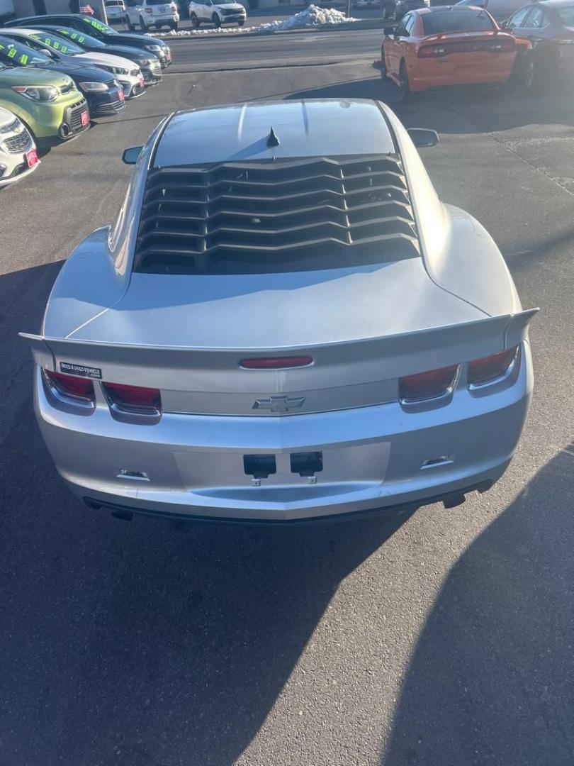 2012 SILVER CHEVROLET CAMARO LS (2G1FE1E3XC9) with an 3.6L engine, 6-Speed Manual transmission, located at 2514 Williamson Rd NE, Roanoke, VA, 24012, (540) 265-7770, 37.294636, -79.936249 - NO CREDIT CHECK FINANCING WITH ONLY $2700 DOWN PAYMENT!!!! Check out our website www.needausedvehicle.com for our No Credit Check/ In House Financing options!! No Credit Check Available!!! In House Financing Available!!! All Clean Title Vehicles (no Salvaged or flooded vehicles ever on our lot)! - Photo#3