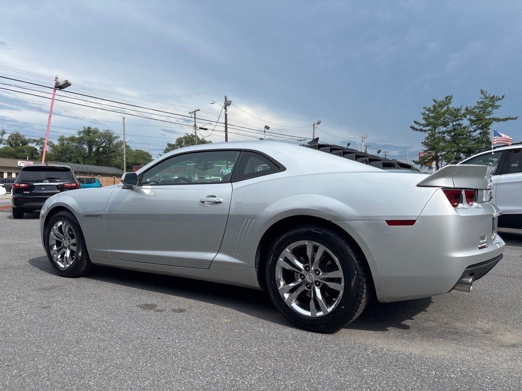 2012 SILVER CHEVROLET CAMARO LS (2G1FE1E3XC9) with an 3.6L engine, 6-Speed Manual transmission, located at 2514 Williamson Rd NE, Roanoke, VA, 24012, (540) 265-7770, 37.294636, -79.936249 - NO CREDIT CHECK FINANCING WITH ONLY $2200 DOWN PAYMENT!!!! Check out our website www.needausedvehicle.com for our No Credit Check/ In House Financing options!! No Credit Check Available!!! In House Financing Available!!! All Clean Title Vehicles (no Salvaged or flooded vehicles ever on our lot)!- Photo#1
